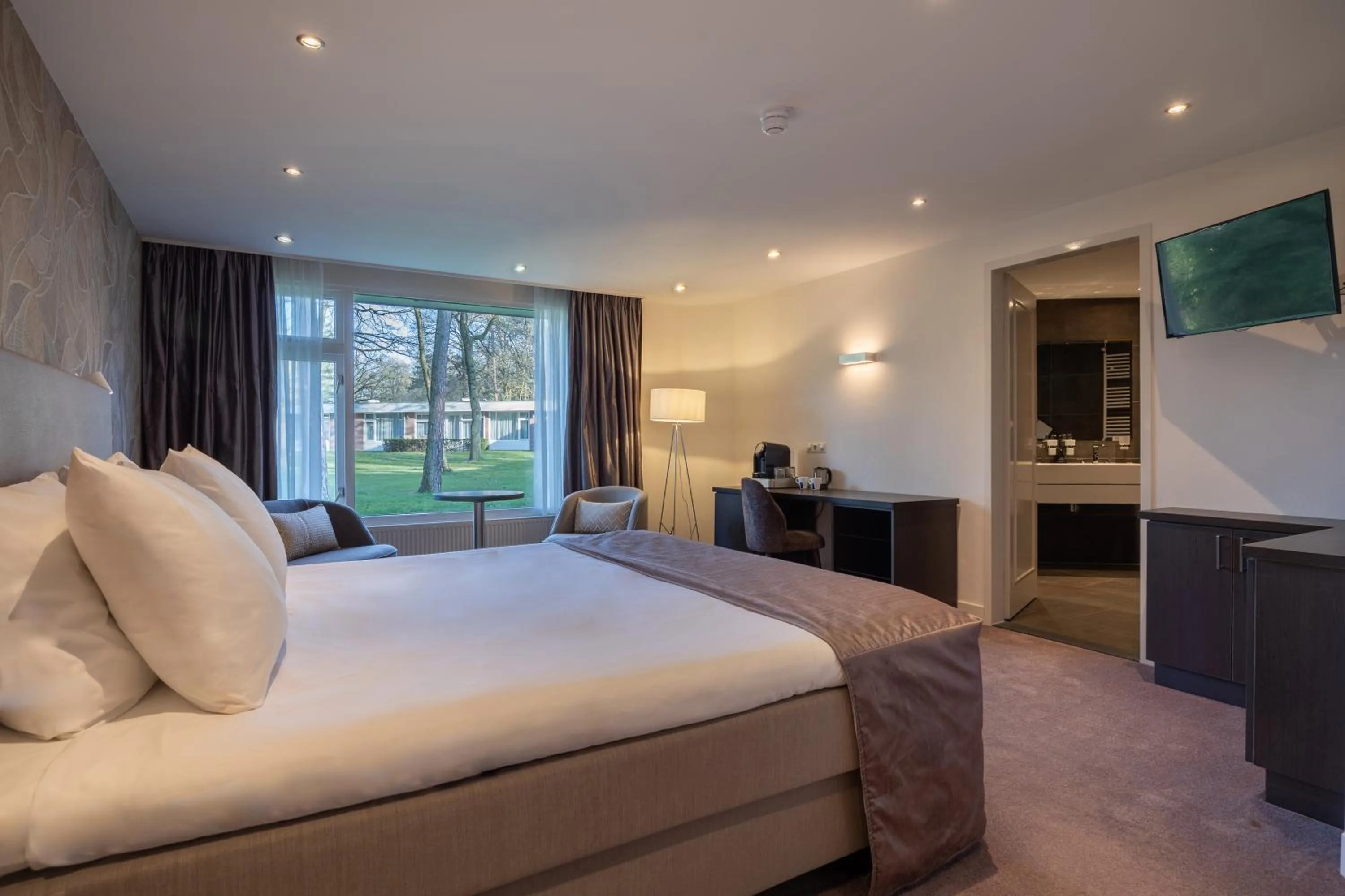 Bed in Landgoed de Rosep