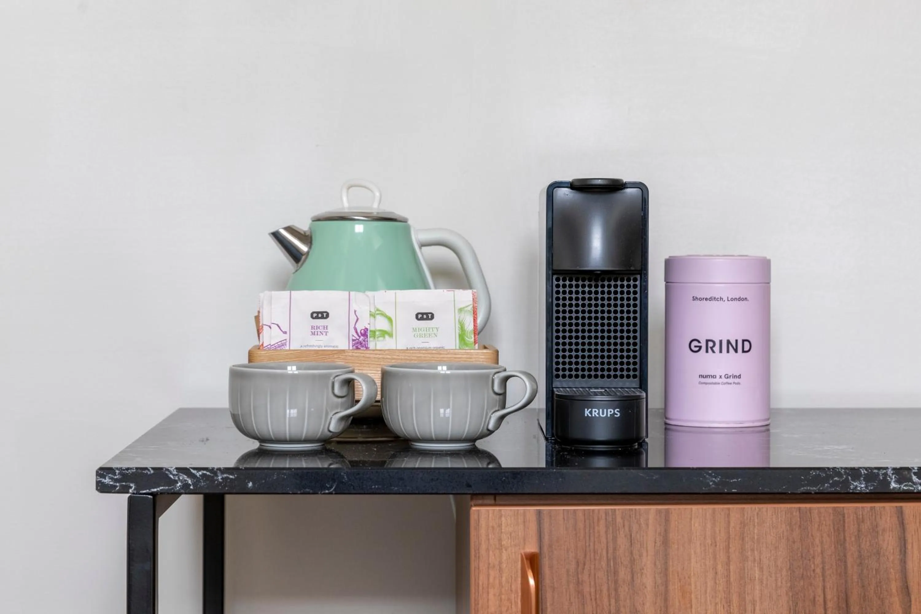 Coffee/tea facilities in Numa Florence Felice