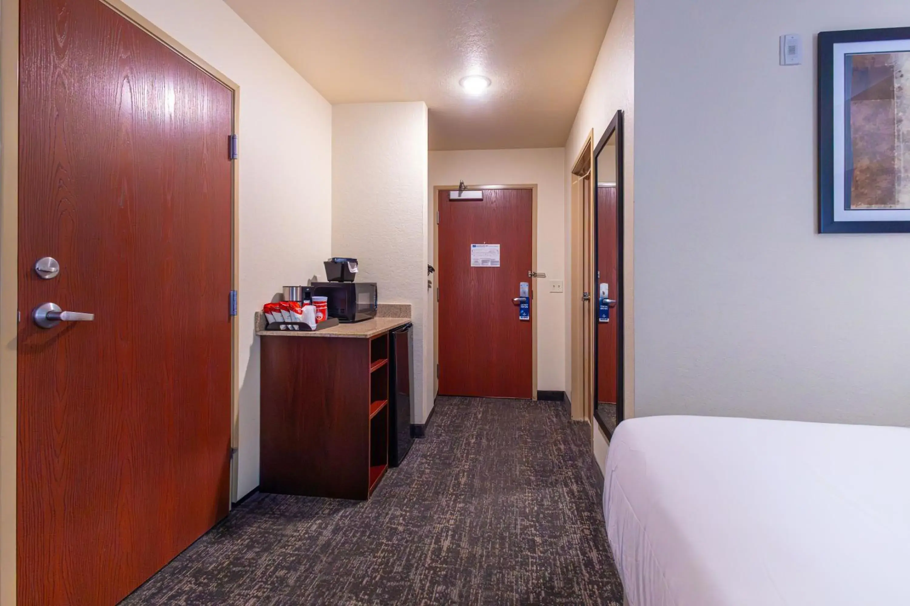 Bedroom, Bed in Cobblestone Inn & Suites - Big Lake Bedroom, Bed in Cobblestone Inn & Suites - Big Lake