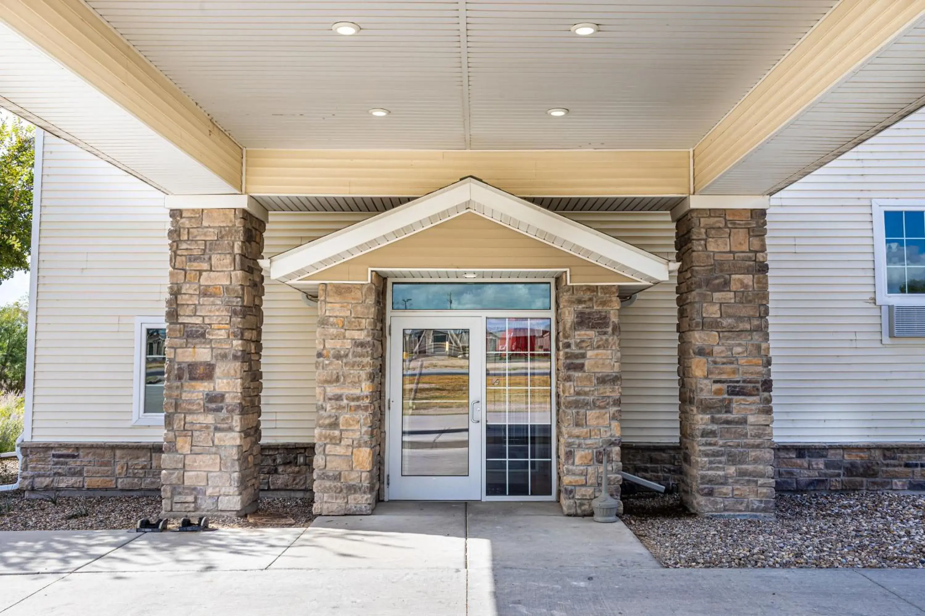 Property building in Cobblestone Inn & Suites - Big Lake Property building in Cobblestone Inn & Suites - Big Lake