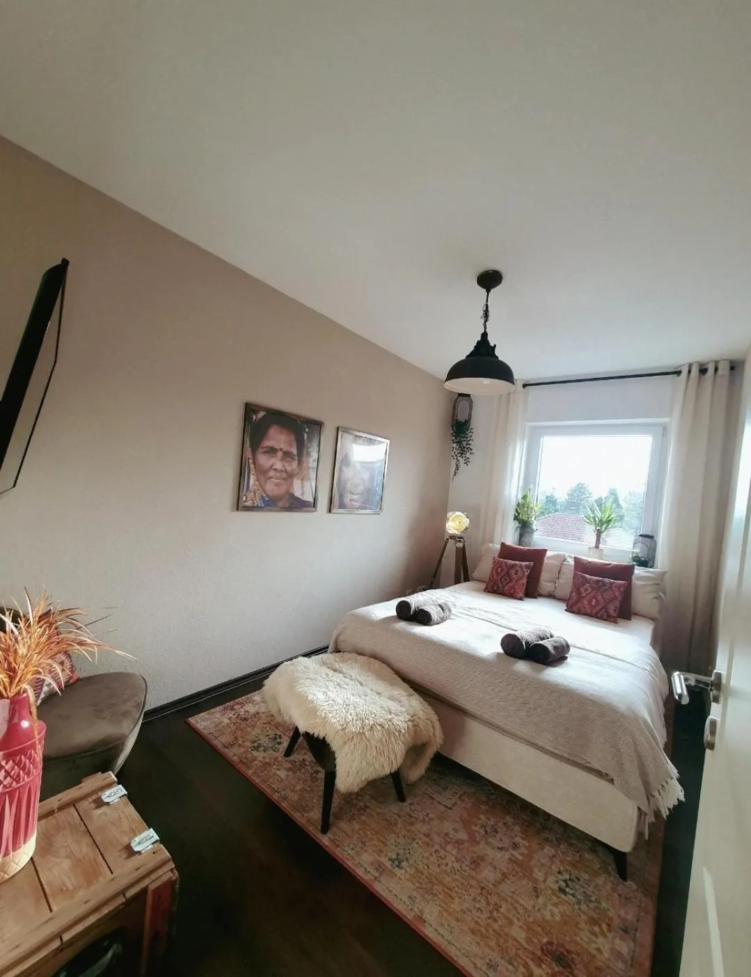 Bed in Familienfreundliche Wohnung zwischen Köln & Aachen