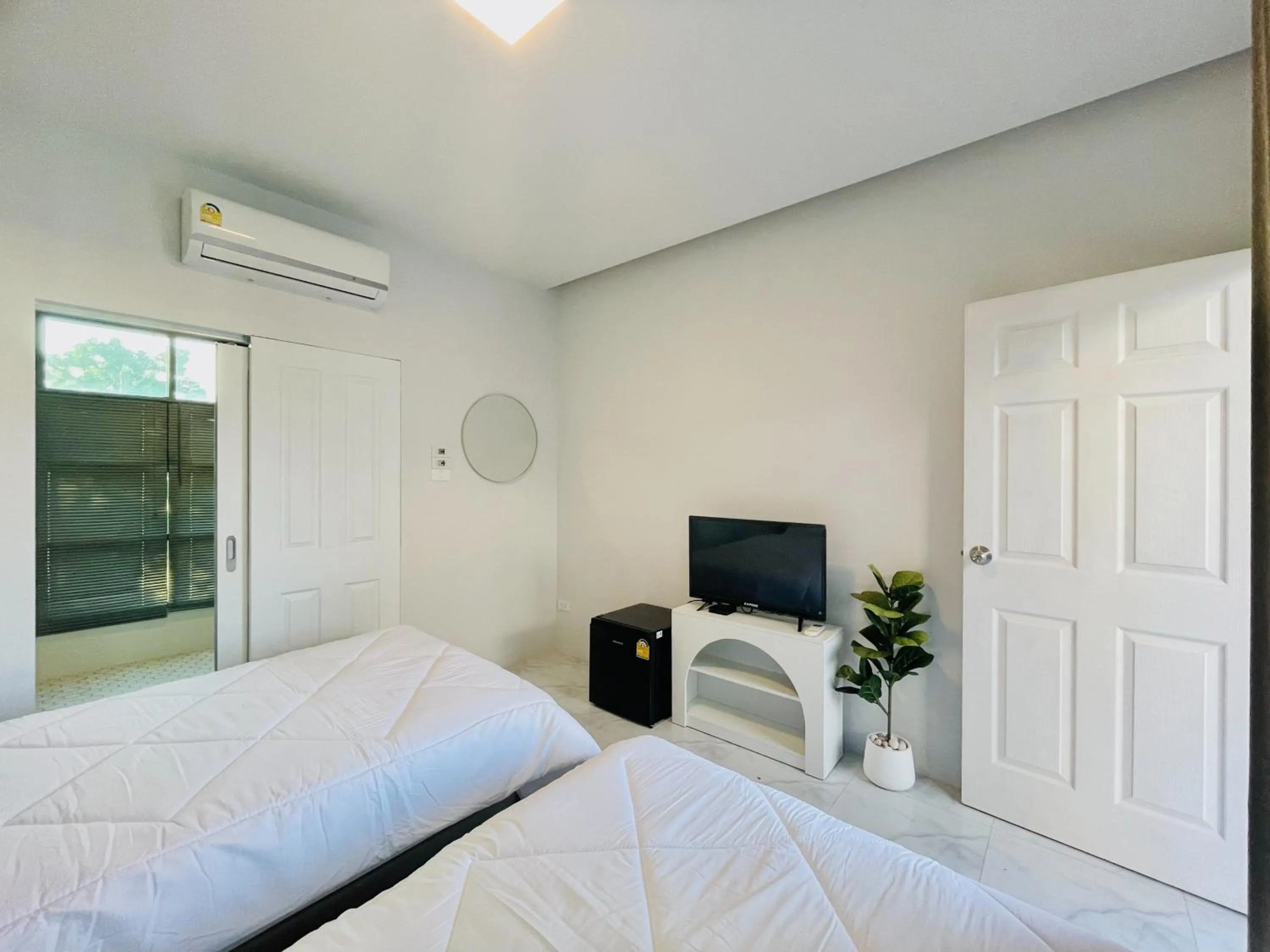 TV and multimedia in Sky View Home and Hostel Chiangmai