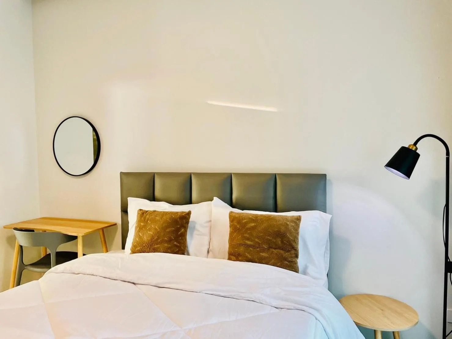Photo of the whole room in Sky View Home and Hostel Chiangmai