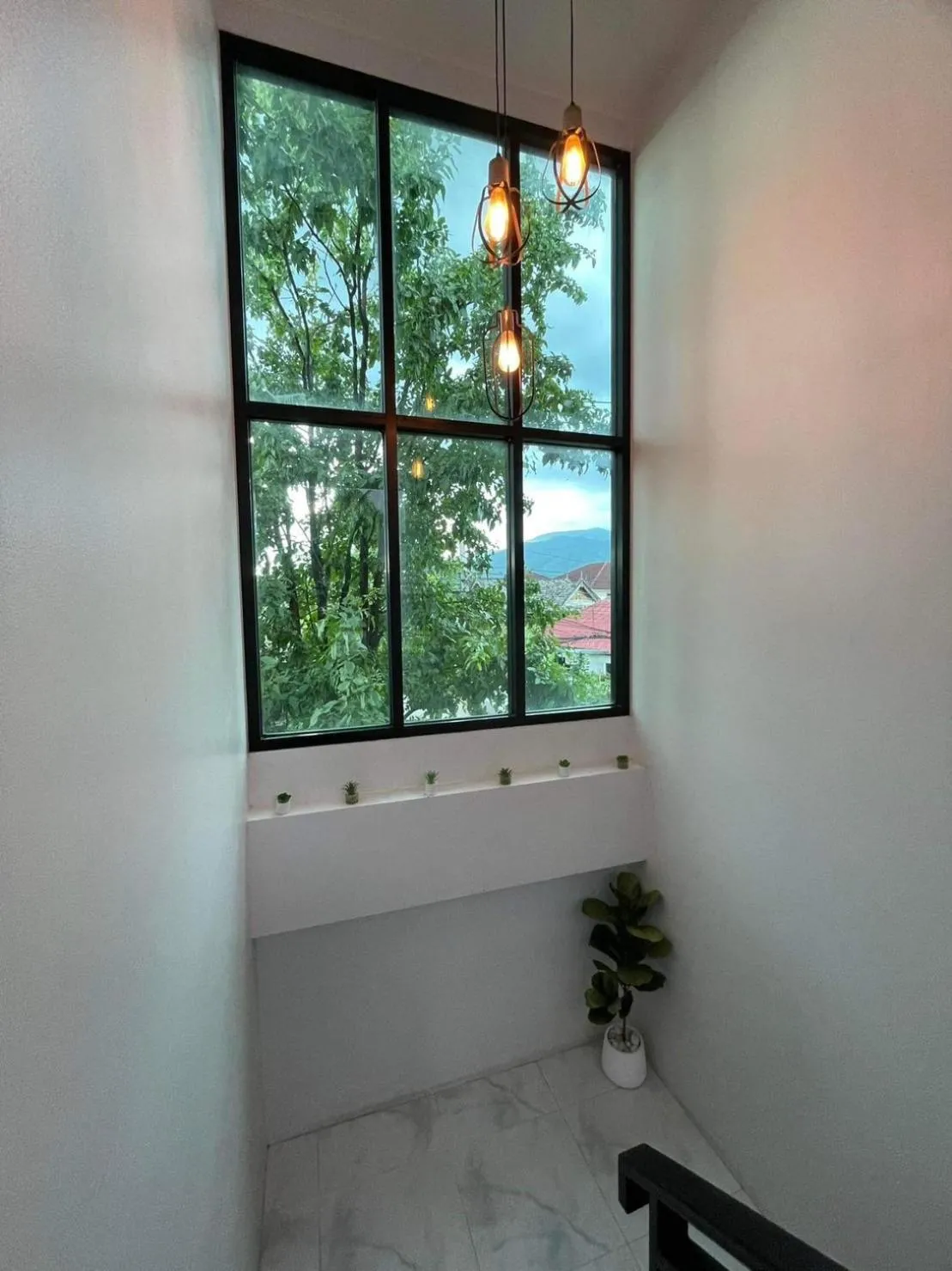Property building in Sky View Home and Hostel Chiangmai