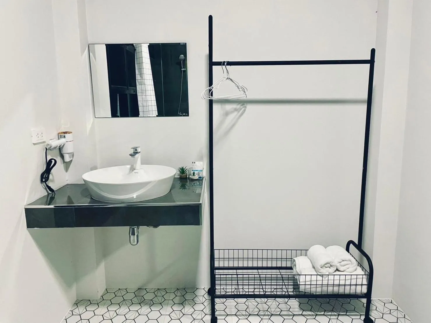 Shower in Sky View Home and Hostel Chiangmai