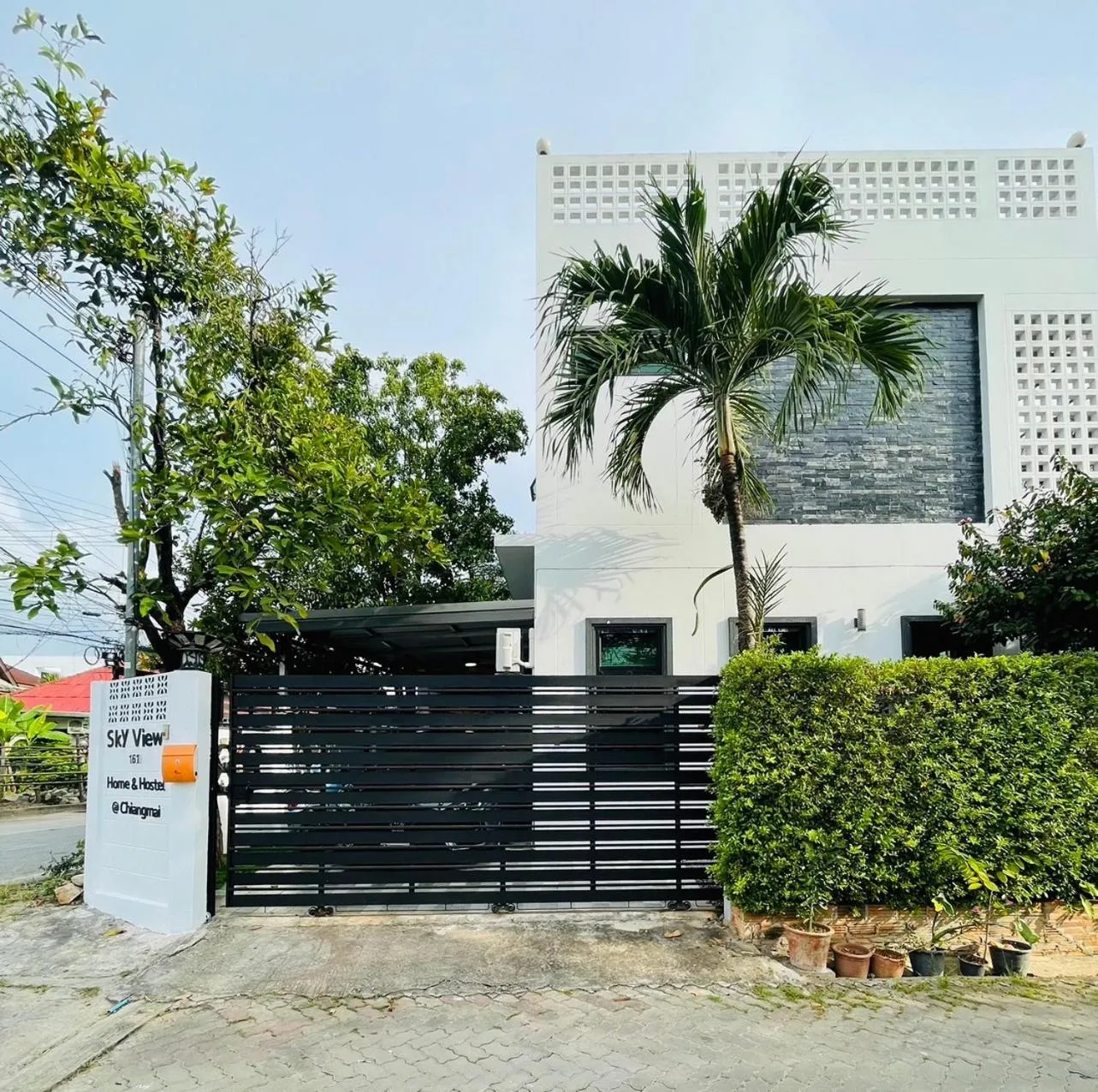 Property building in Sky View Home and Hostel Chiangmai