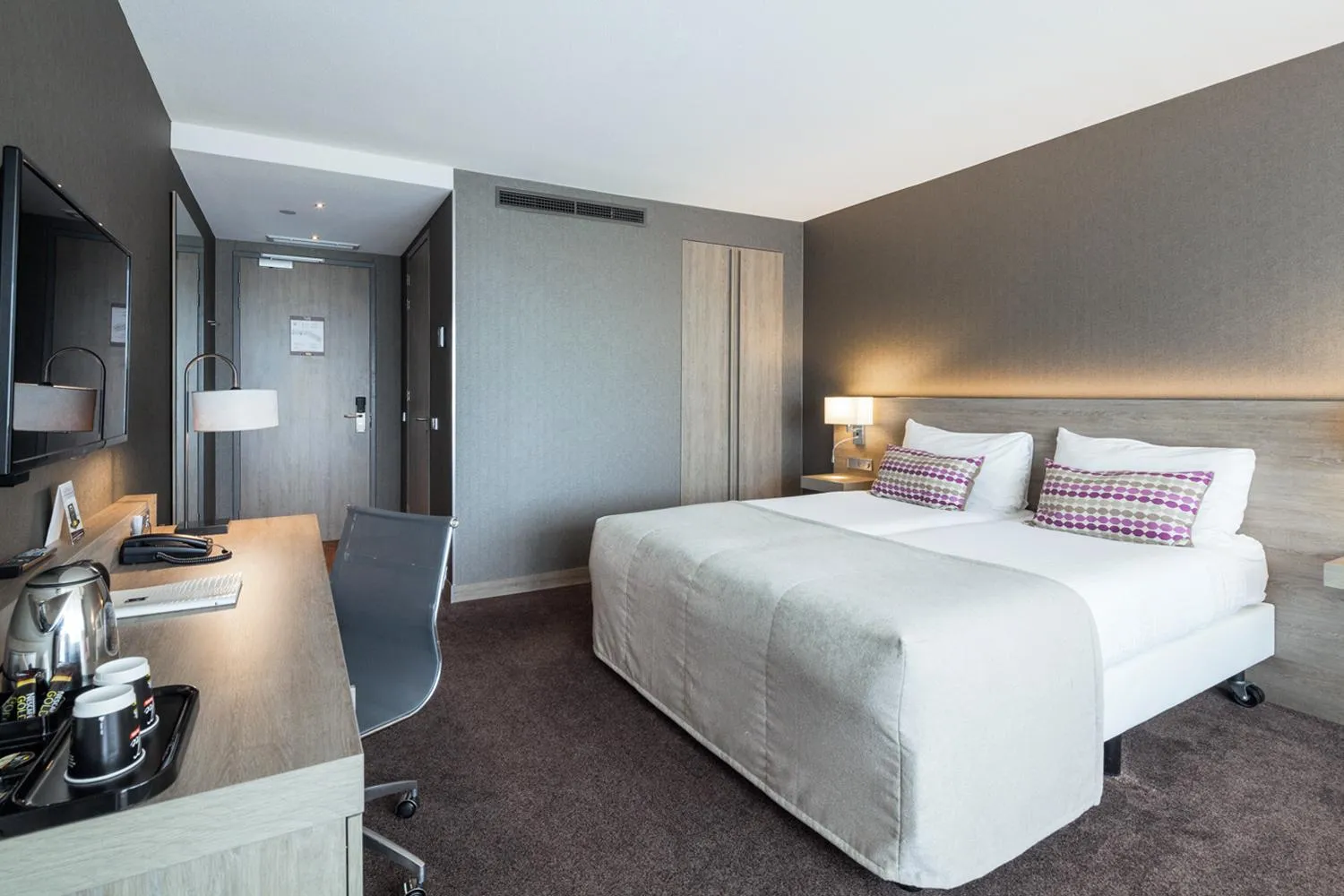 Bedroom, Bed in Van der Valk Hotel Haarlem