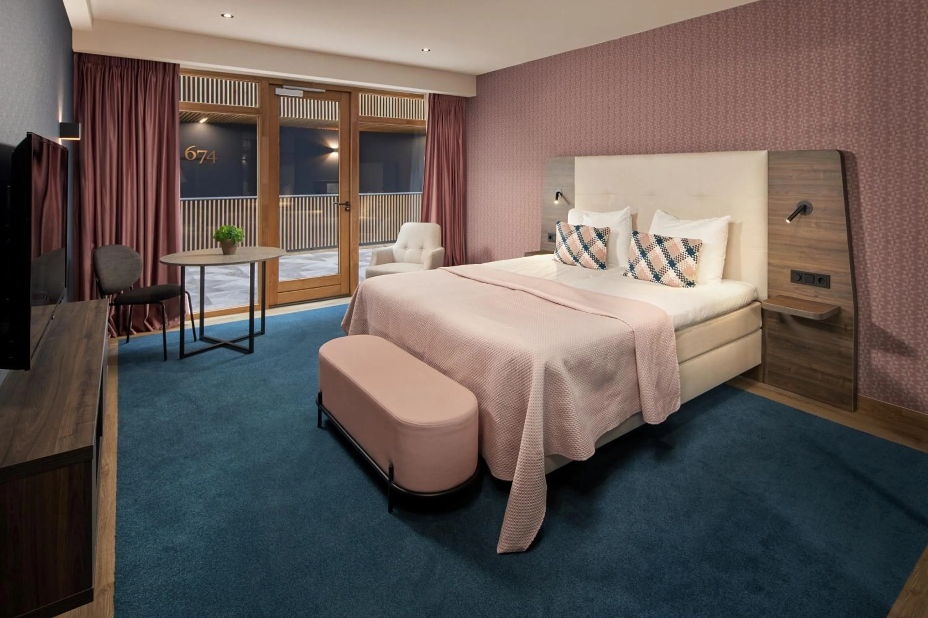 Bedroom, Bed in Van der Valk Hotel Haarlem