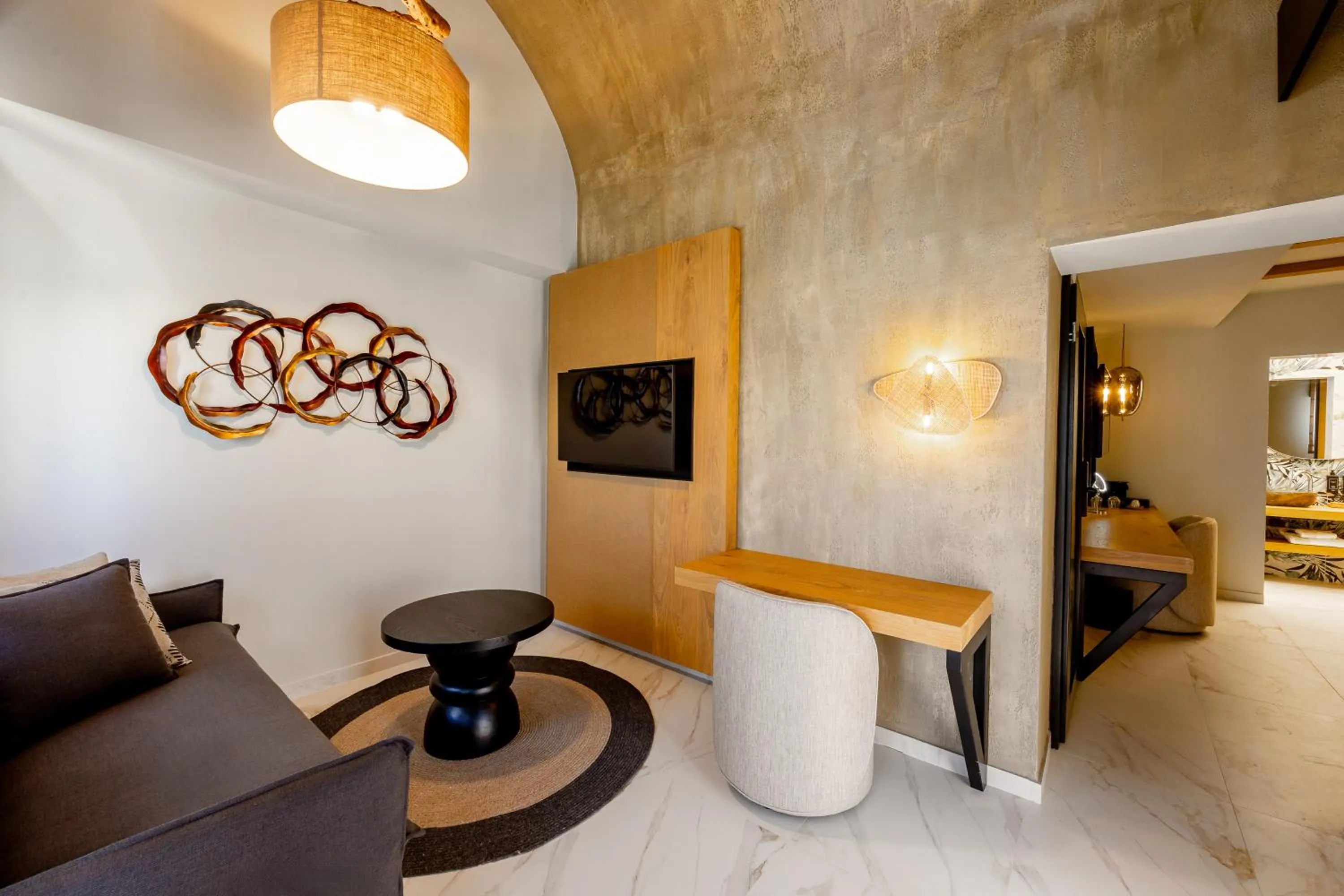 TV and multimedia in Santo Mangata Boutique Hotel and Spa