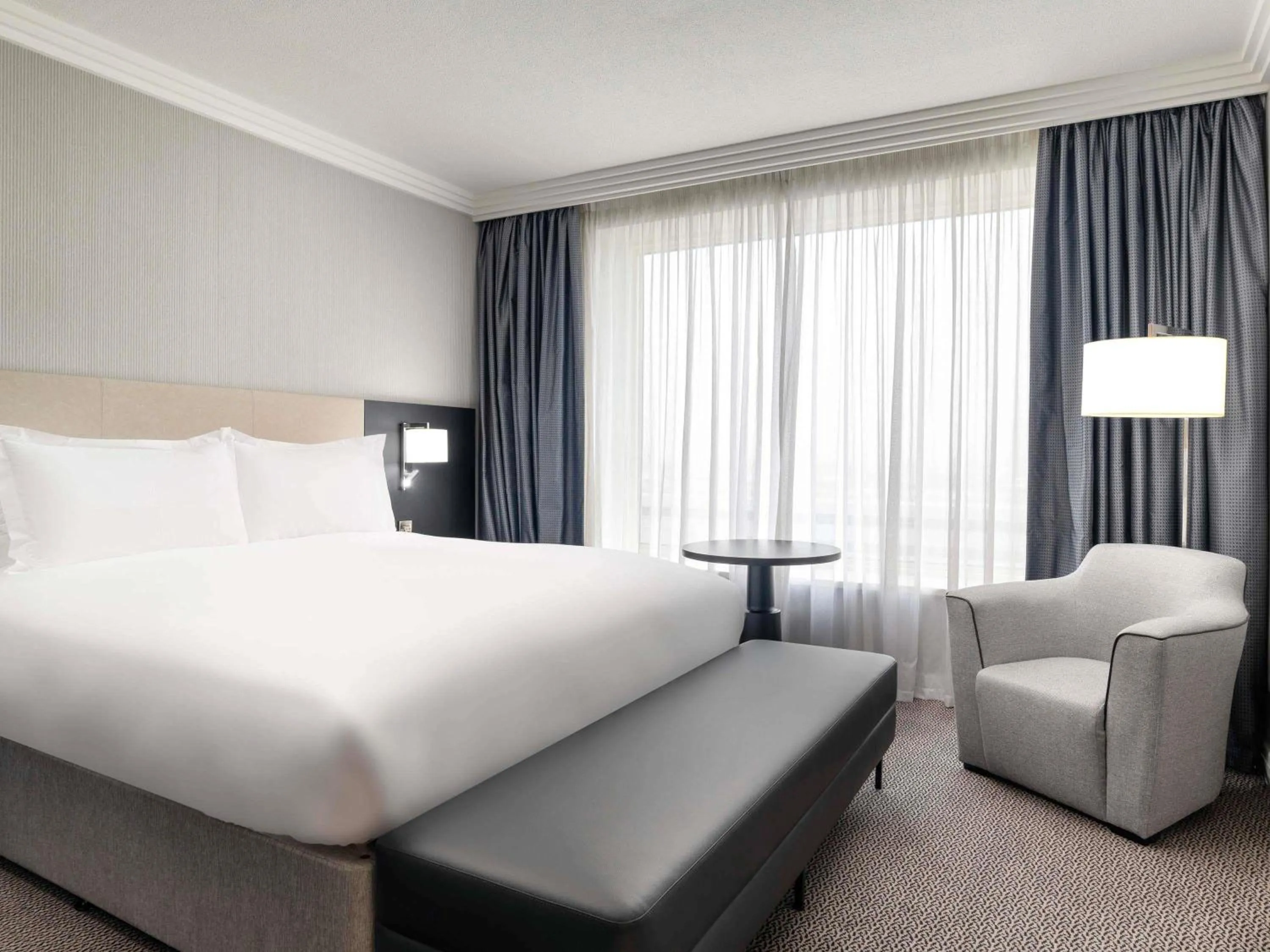 Bedroom, Bed in Sofitel London Gatwick