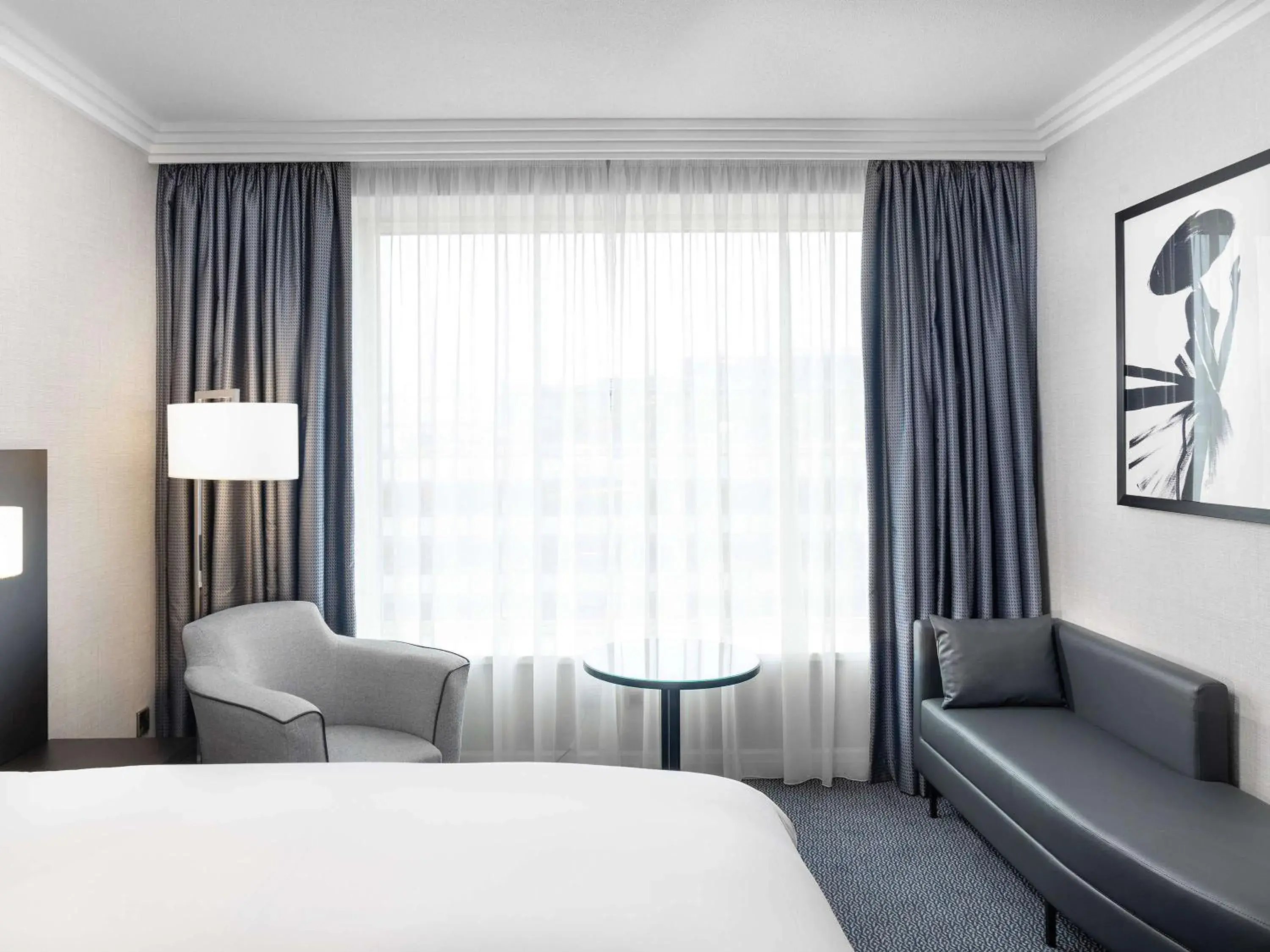 Bedroom, Bed in Sofitel London Gatwick Bedroom, Bed in Sofitel London Gatwick