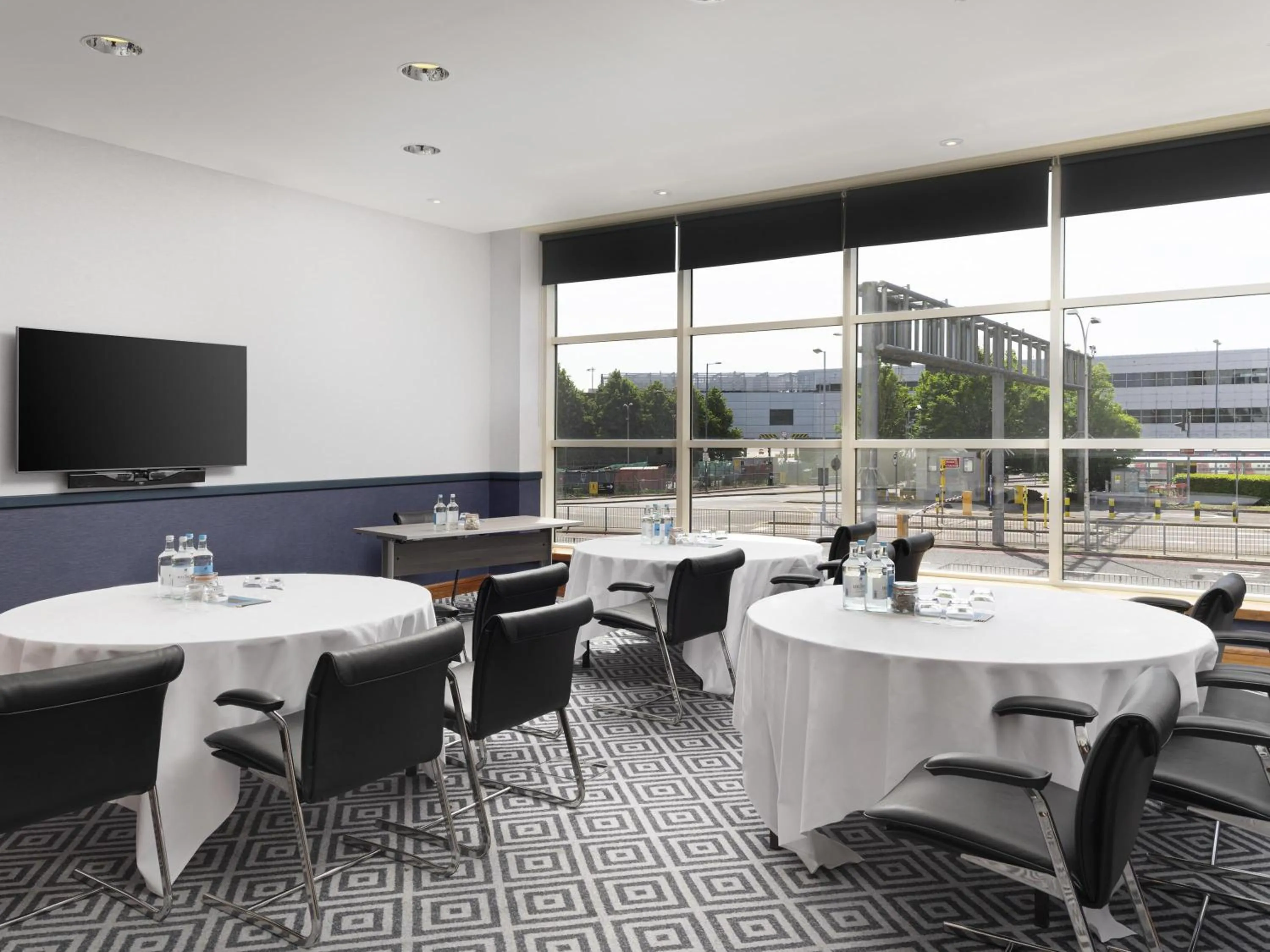 Meeting/conference room in Sofitel London Gatwick