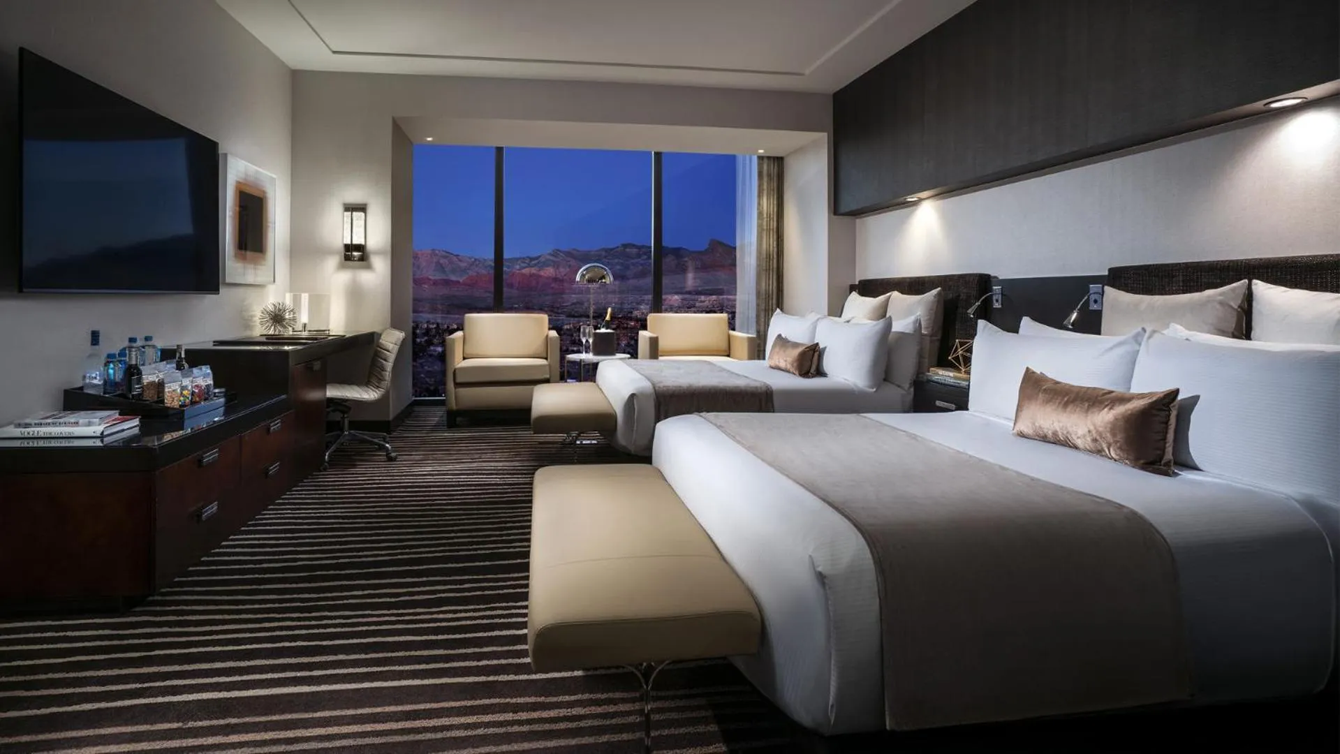 Bedroom, Bed in Red Rock Casino Resort & Spa