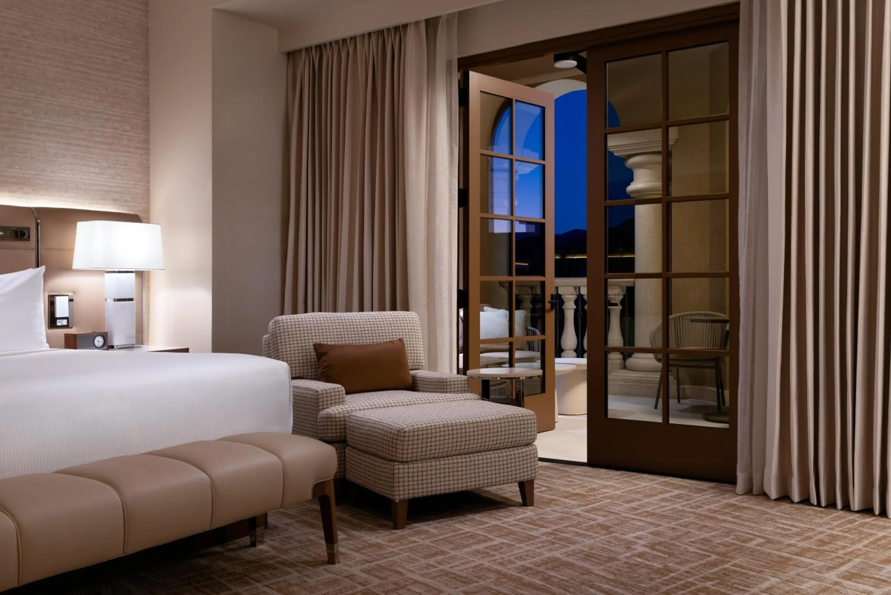 Bed in Green Valley Ranch Resort Spa Casino