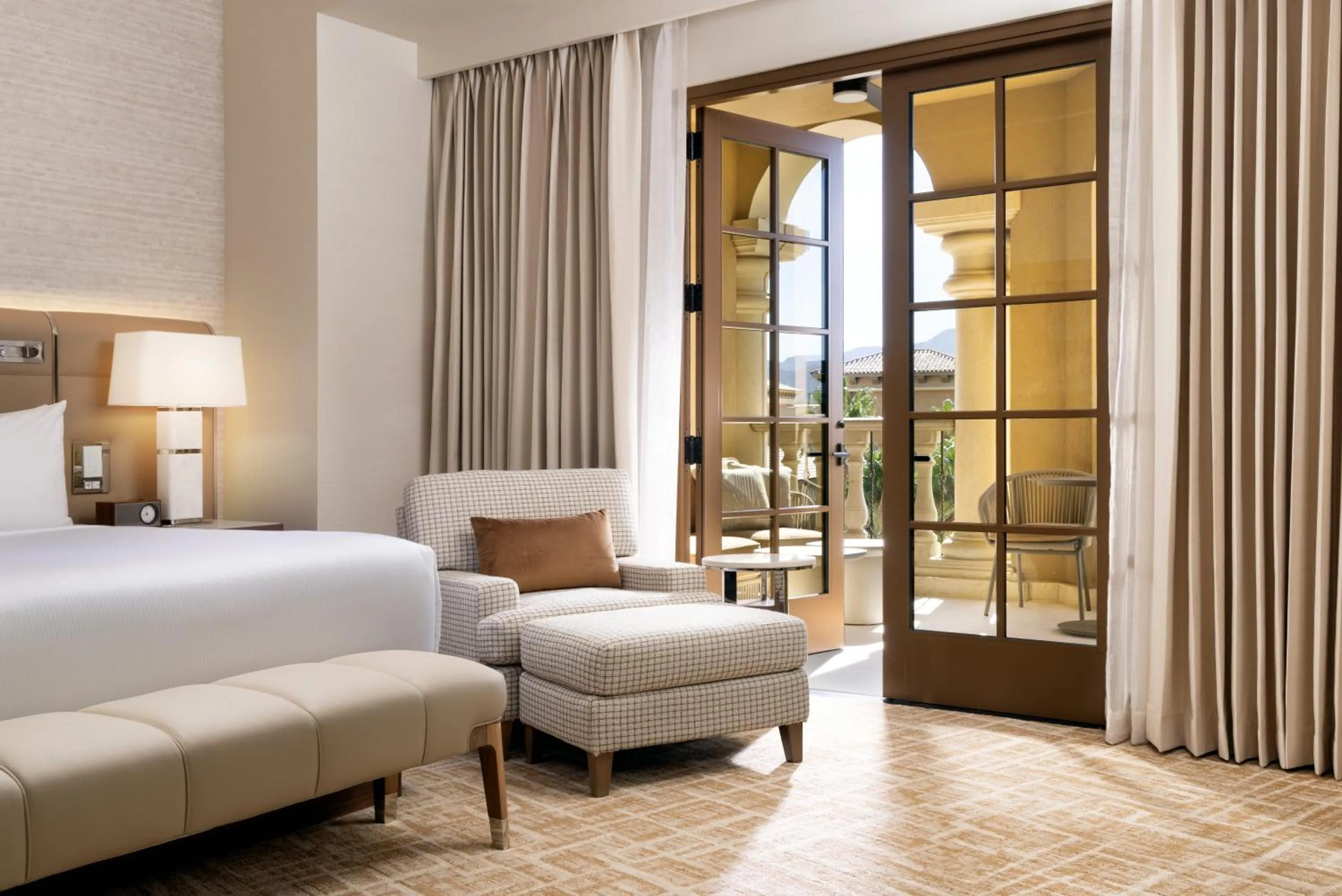 Bedroom, Bed in Green Valley Ranch Resort Spa Casino