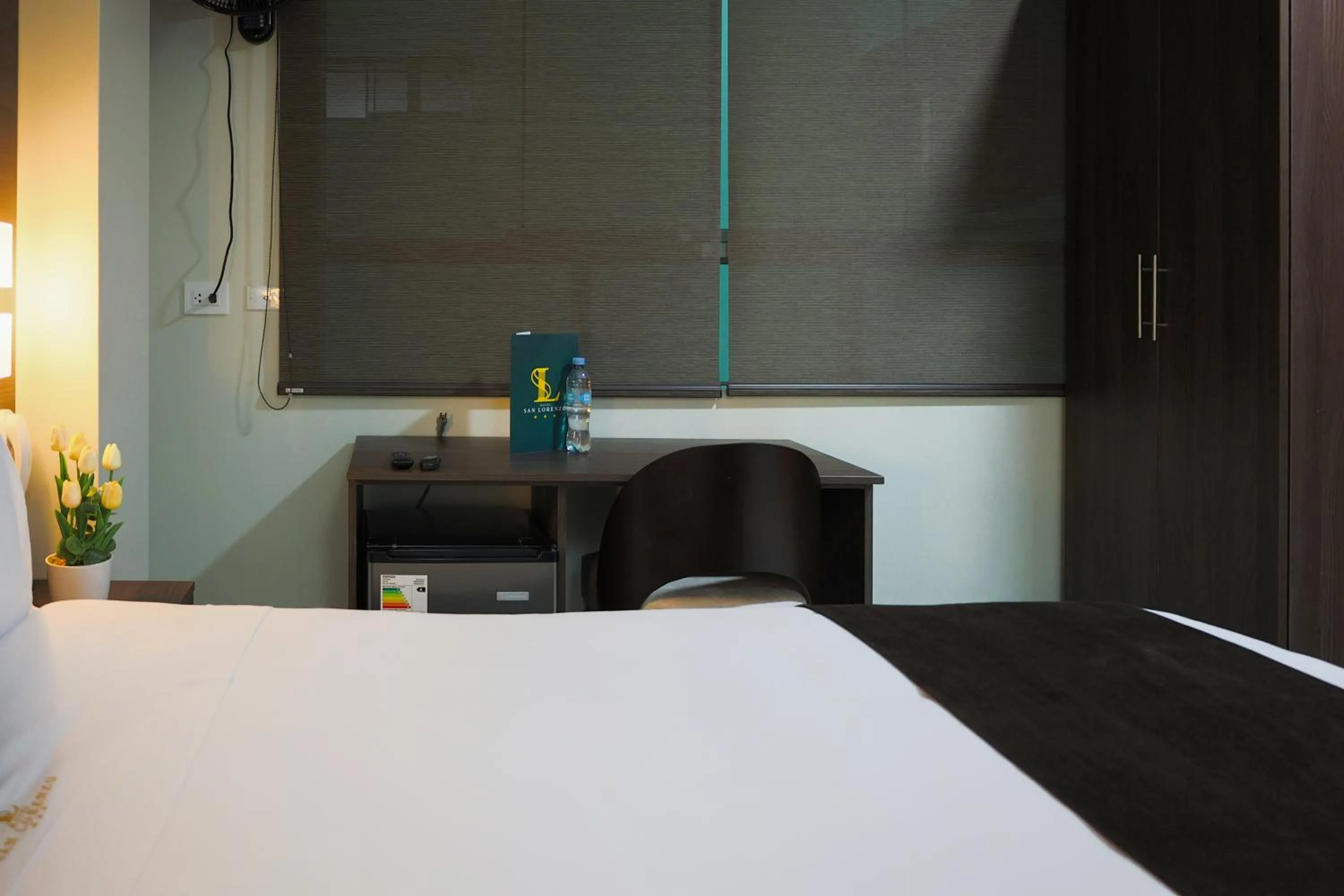 furniture, Bed in Hotel San Lorenzo