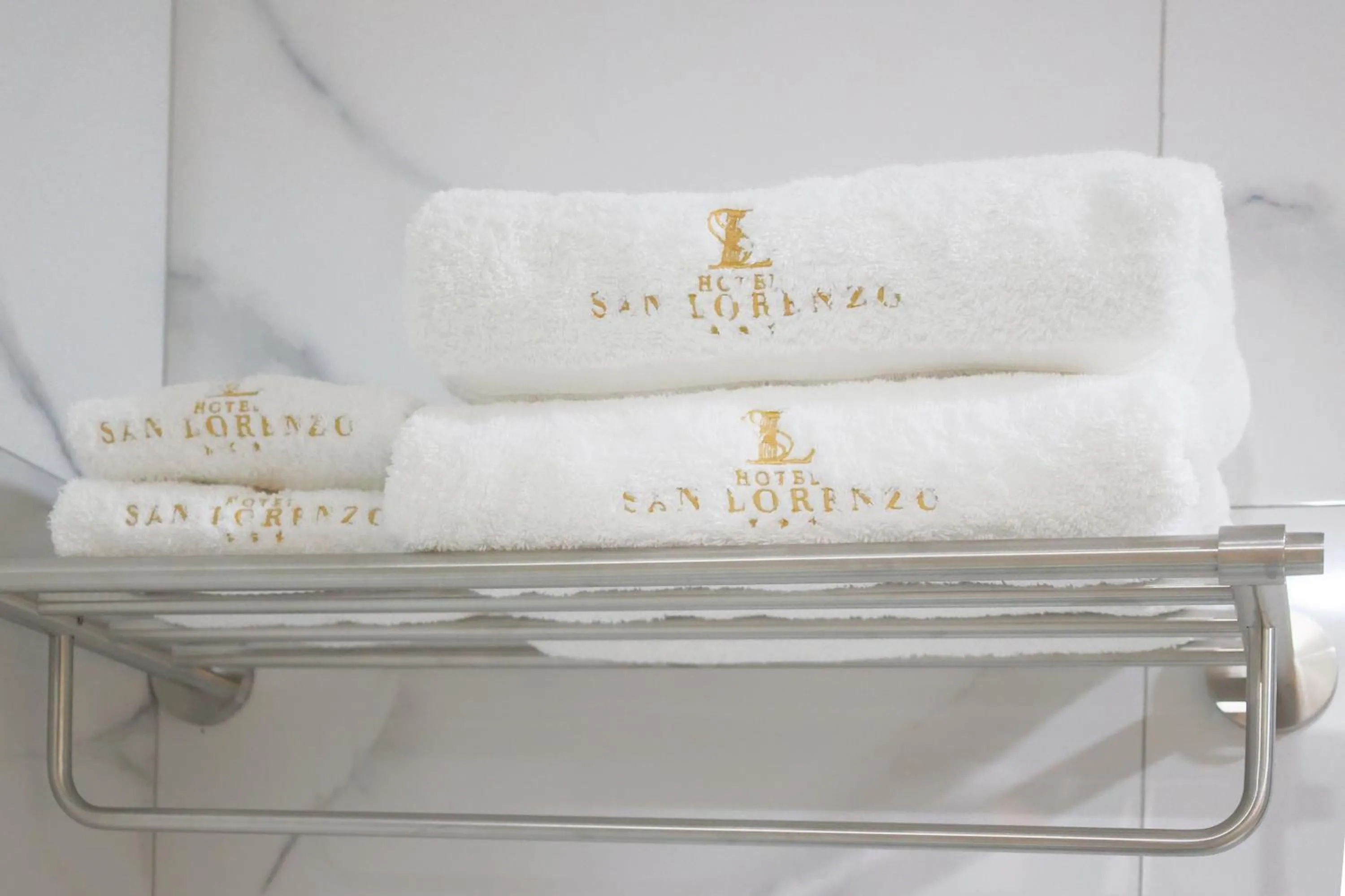 Bathroom in Hotel San Lorenzo