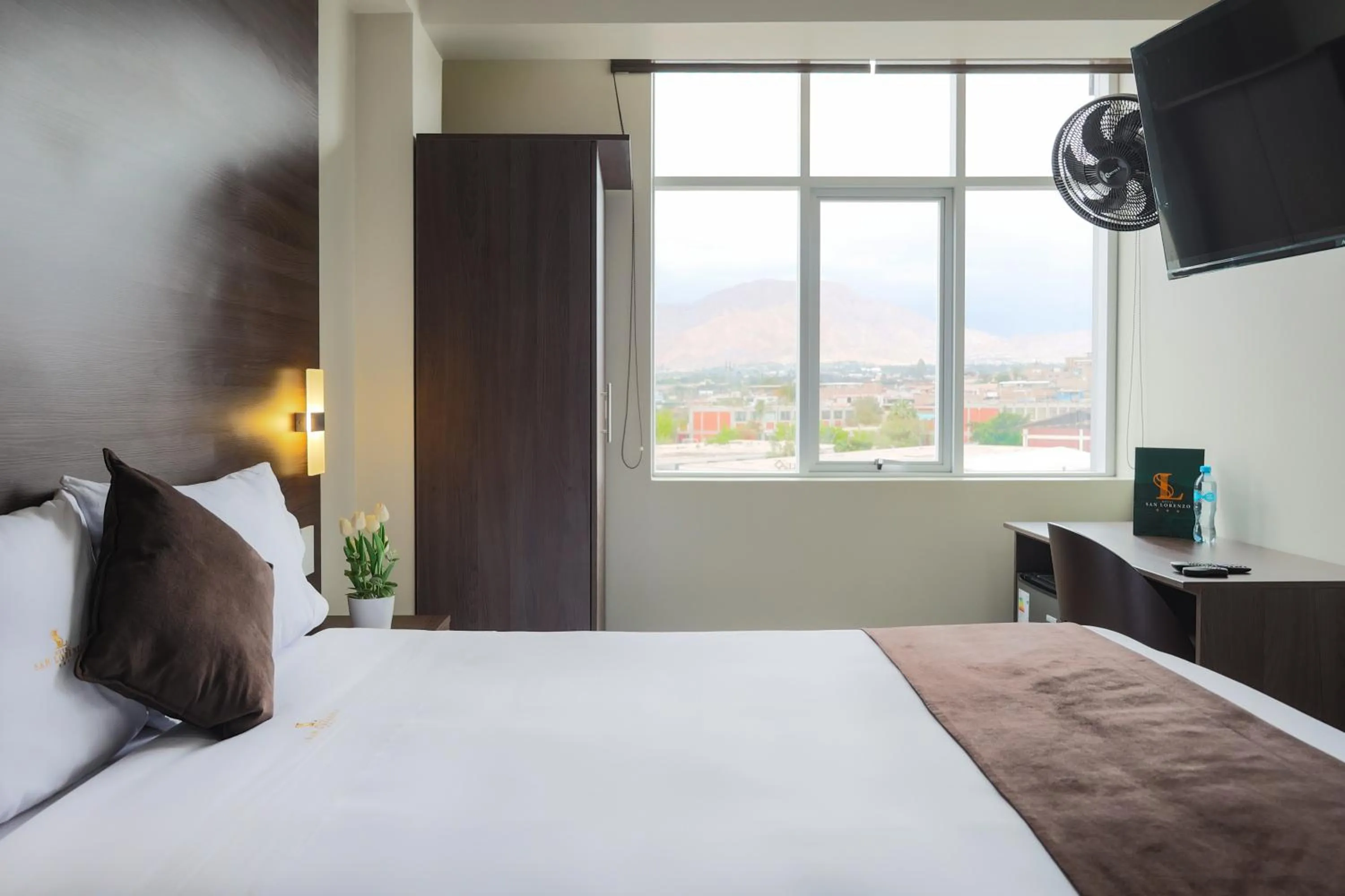 TV and multimedia, Bed in Hotel San Lorenzo