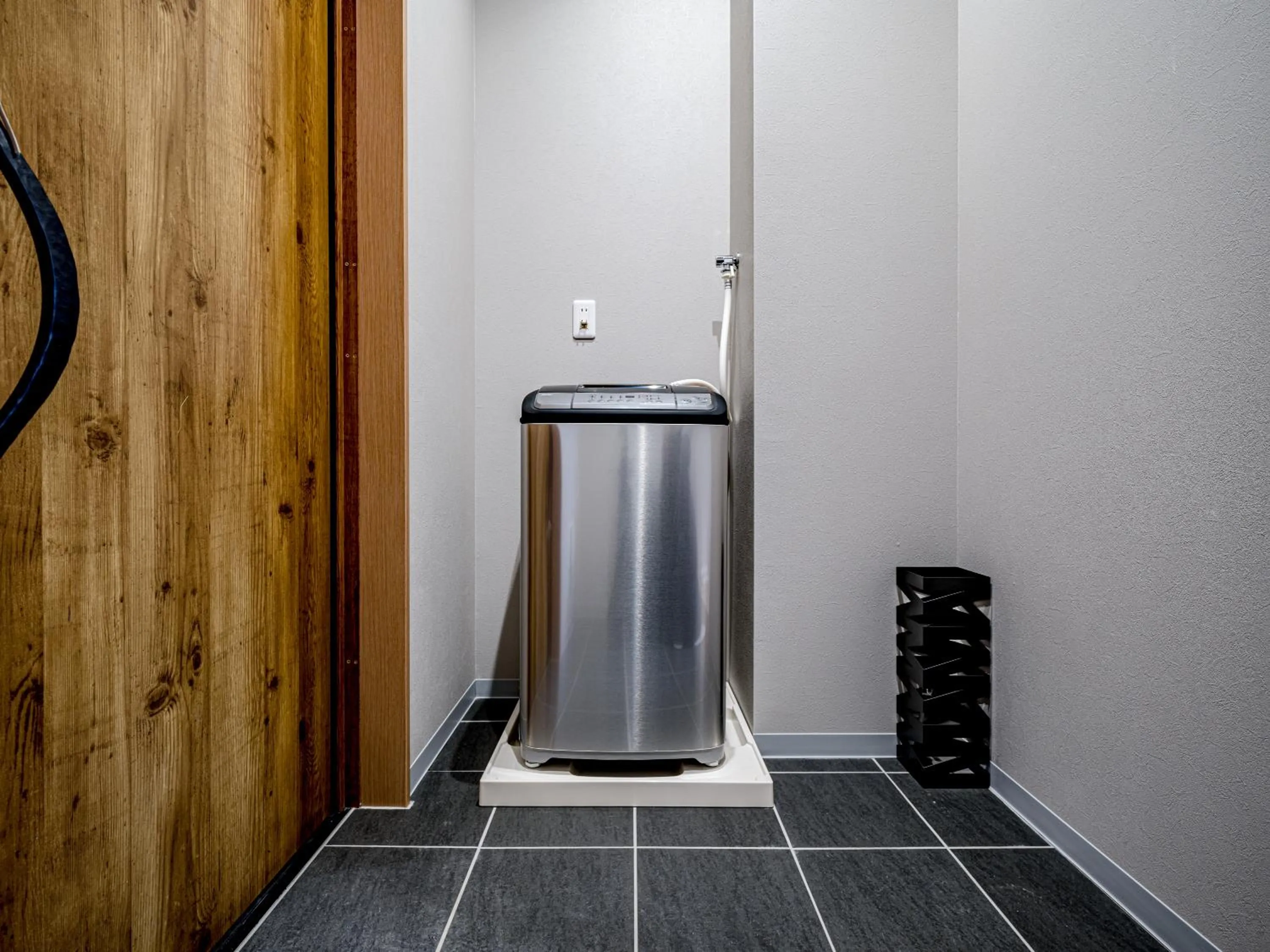 washing machine in Rakuten STAY MOTEL Kujukurihama Katakai