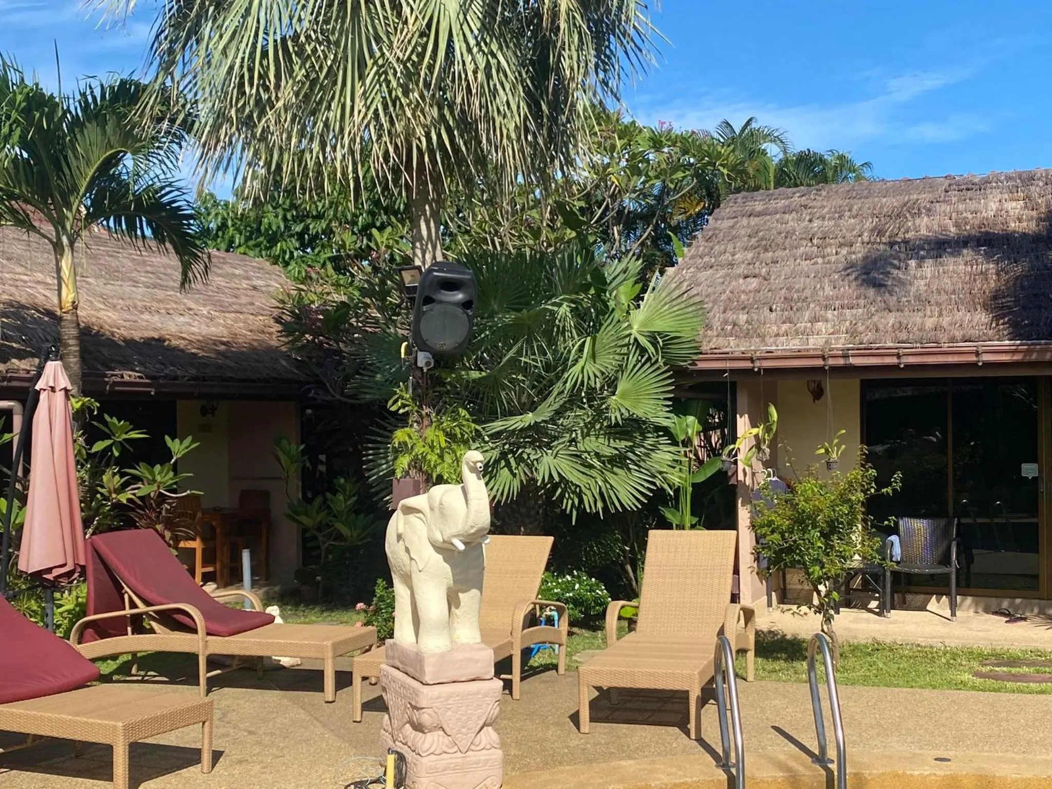 Patio in Kamala Tropical Garden Hotel