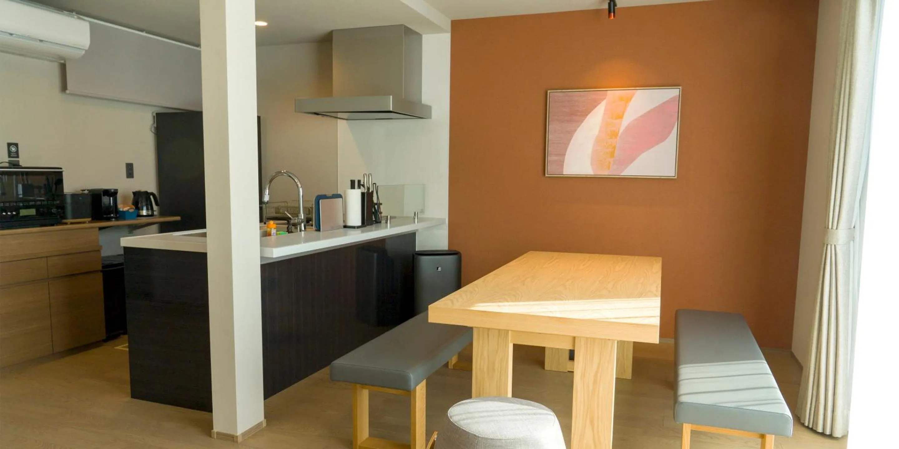 Dining area in Rakuten STAY Fuji Kawaguchiko Station