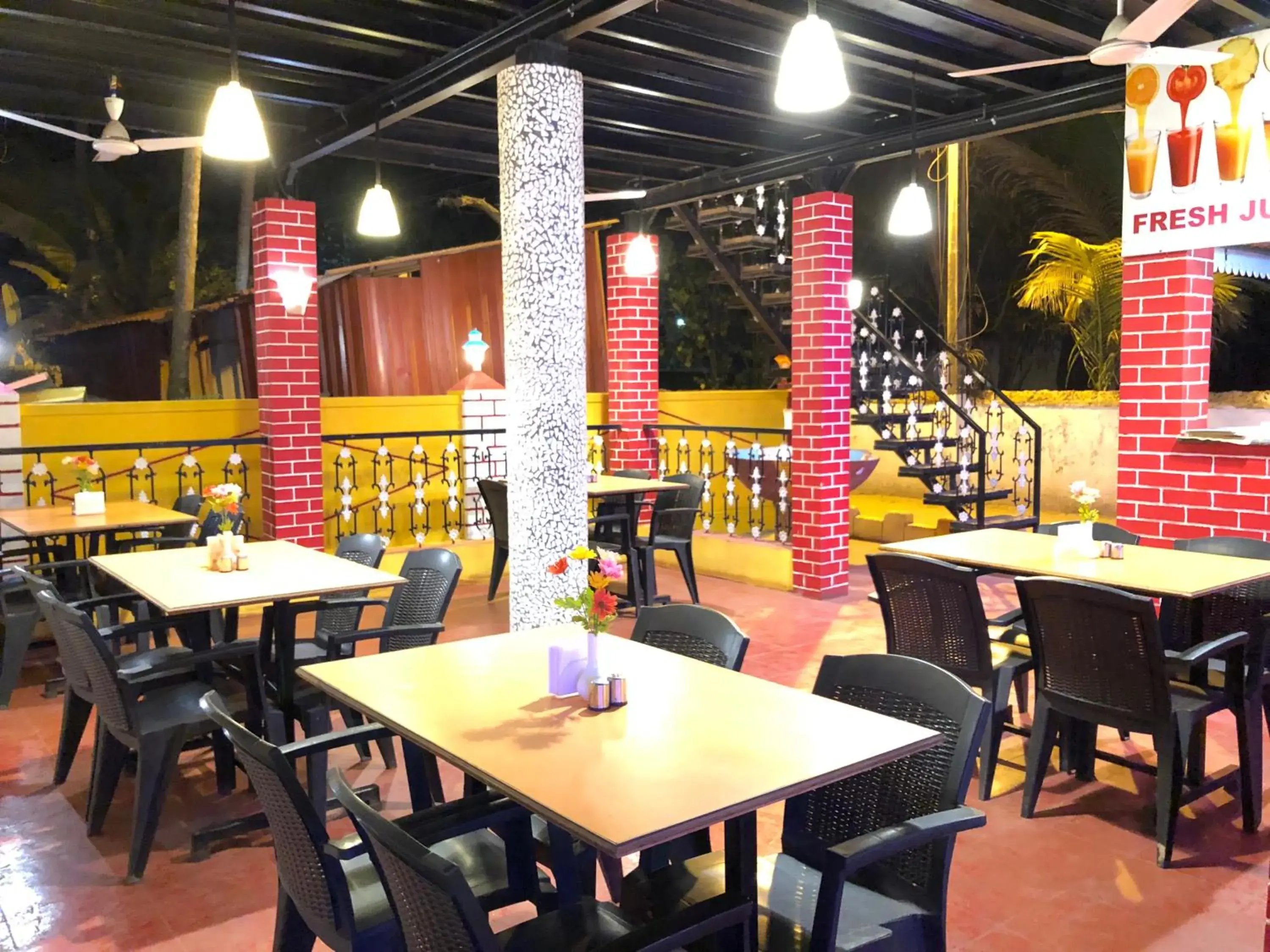 Restaurant/places to eat in Veronica By The Beach Calangute Restaurant/places to eat in Veronica By The Beach Calangute
