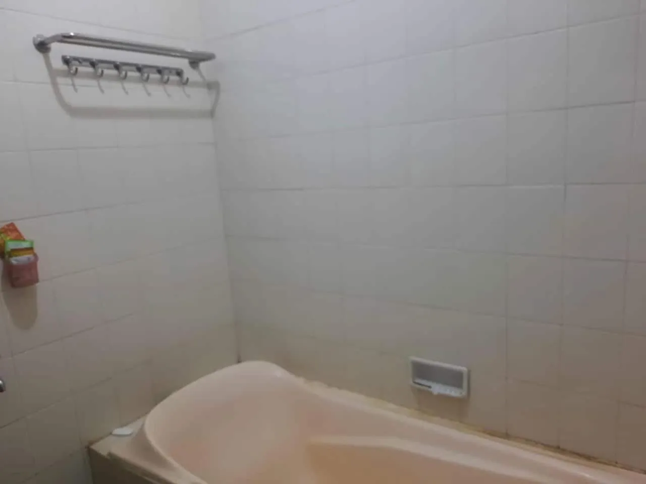 Bathroom in OYO Life 93160 Kost Jenny Karawang