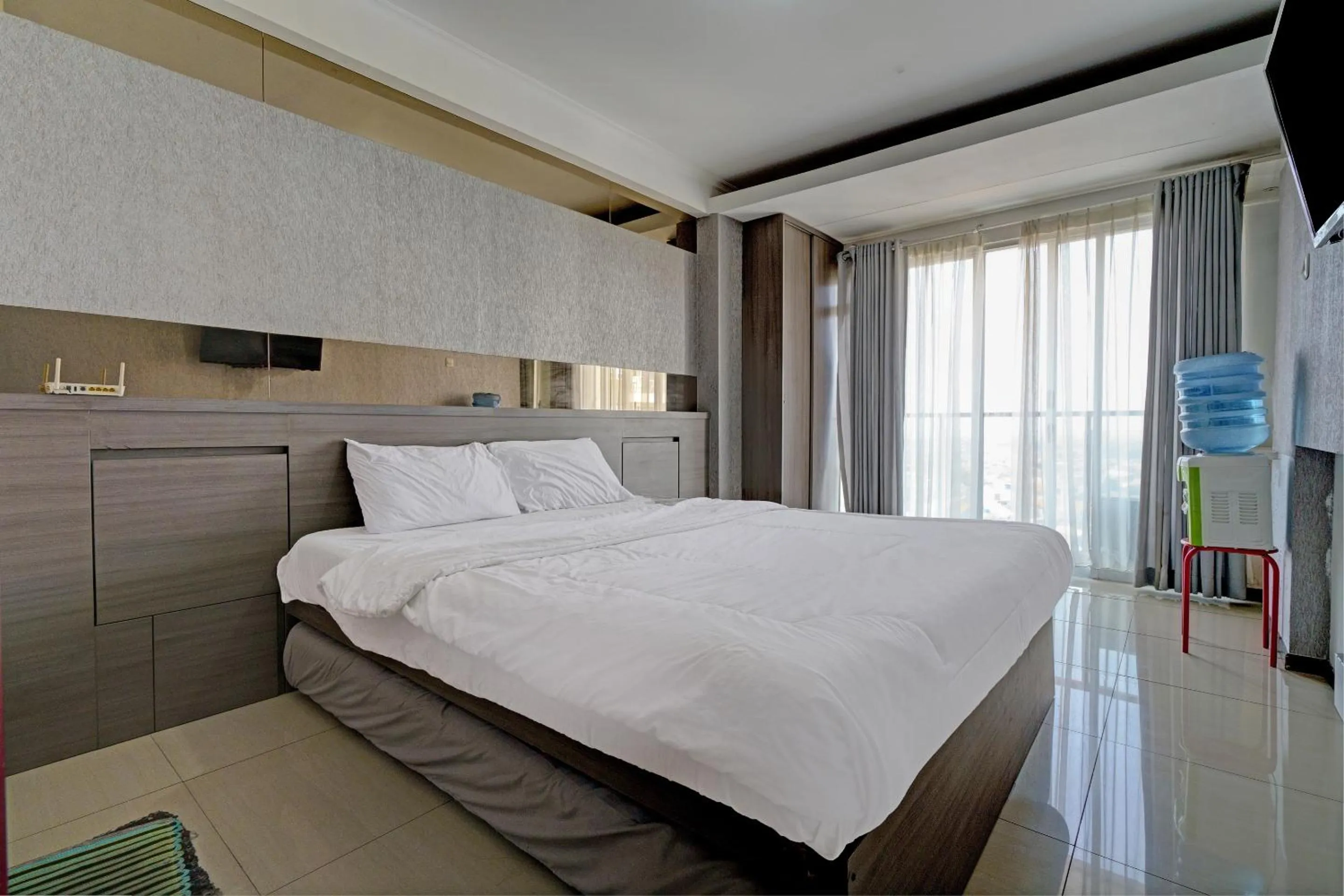 Bedroom, Bed in OYO Life 93097 Apartemen Gateway Pasteur By Kaisar Room