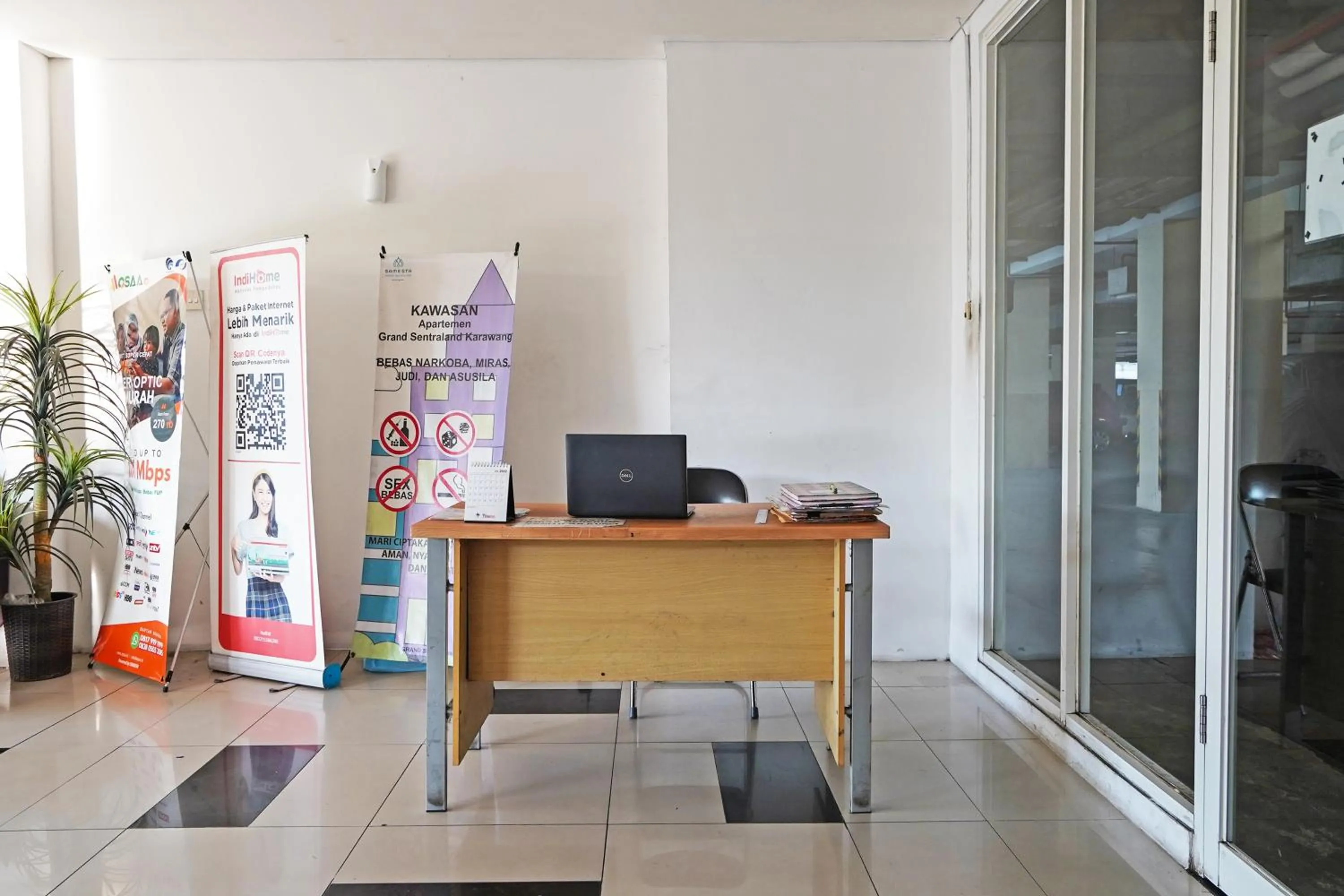 Lobby or reception in OYO Life 93170 Apartement Gateway Cicadas By Mr Pro