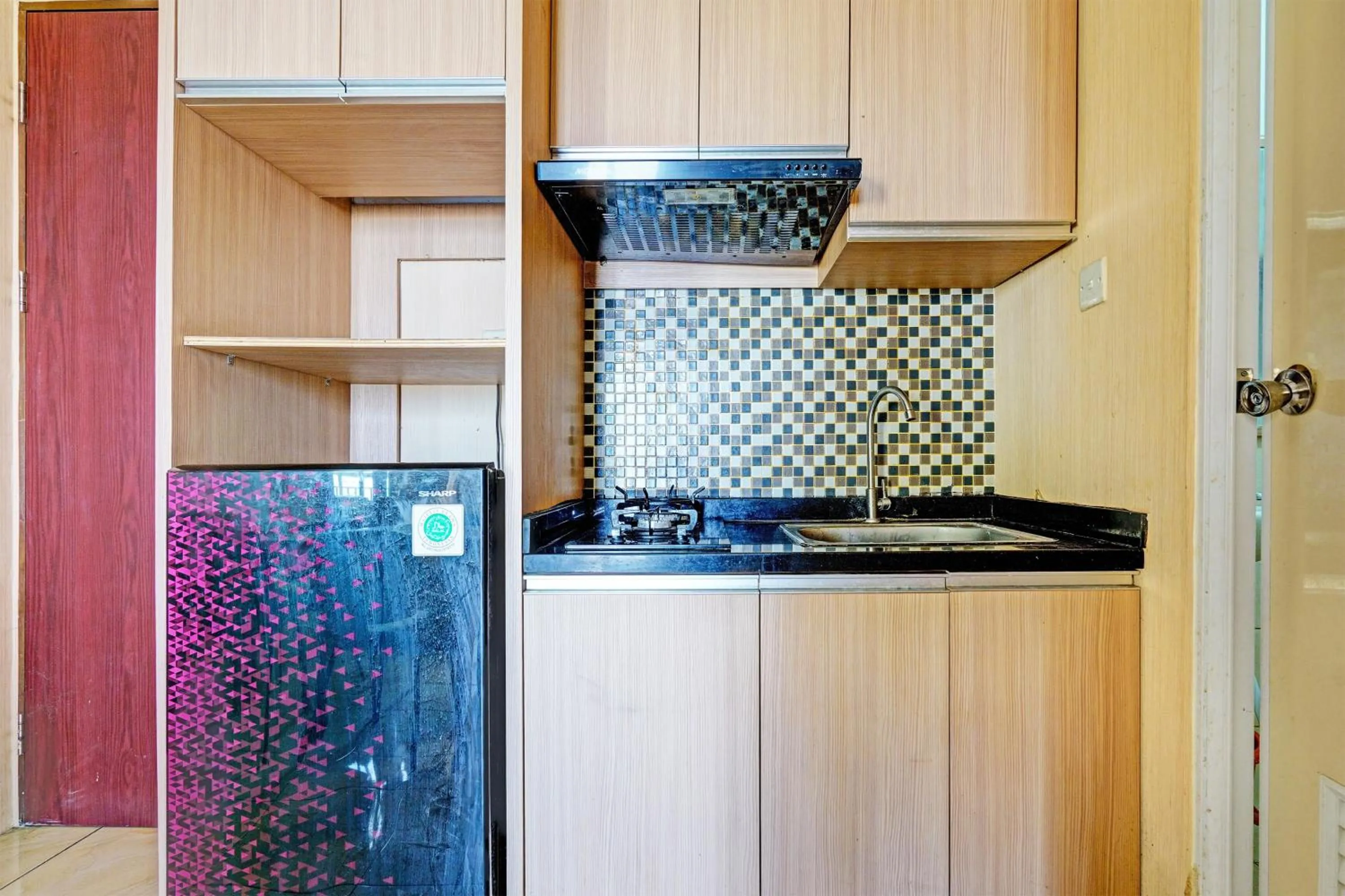 Bedroom in OYO Life 93170 Apartement Gateway Cicadas By Mr Pro