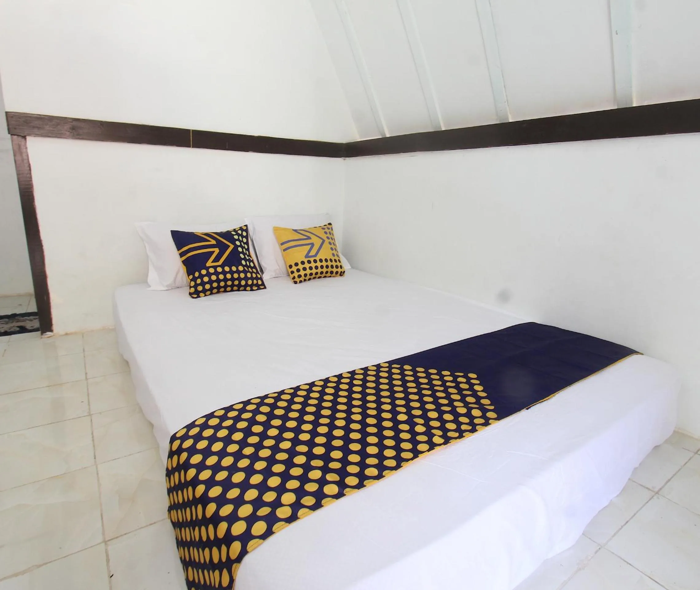 Bedroom, Bed in OYO Life 93125 Kos Bale Lumbung Syariah