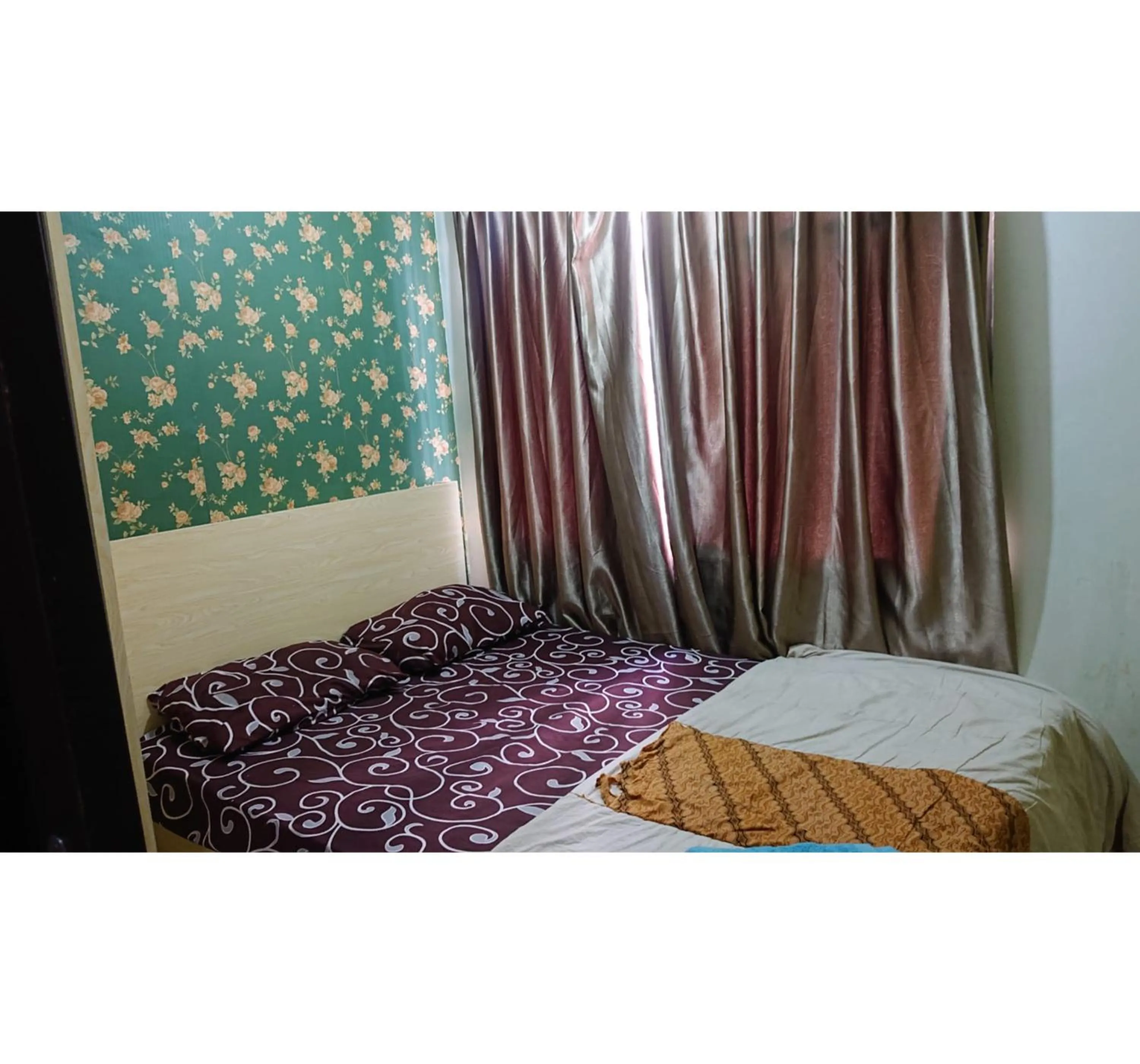 Bedroom, Bed in OYO Life 93139 Apartemen Grand Sentraland By Evi