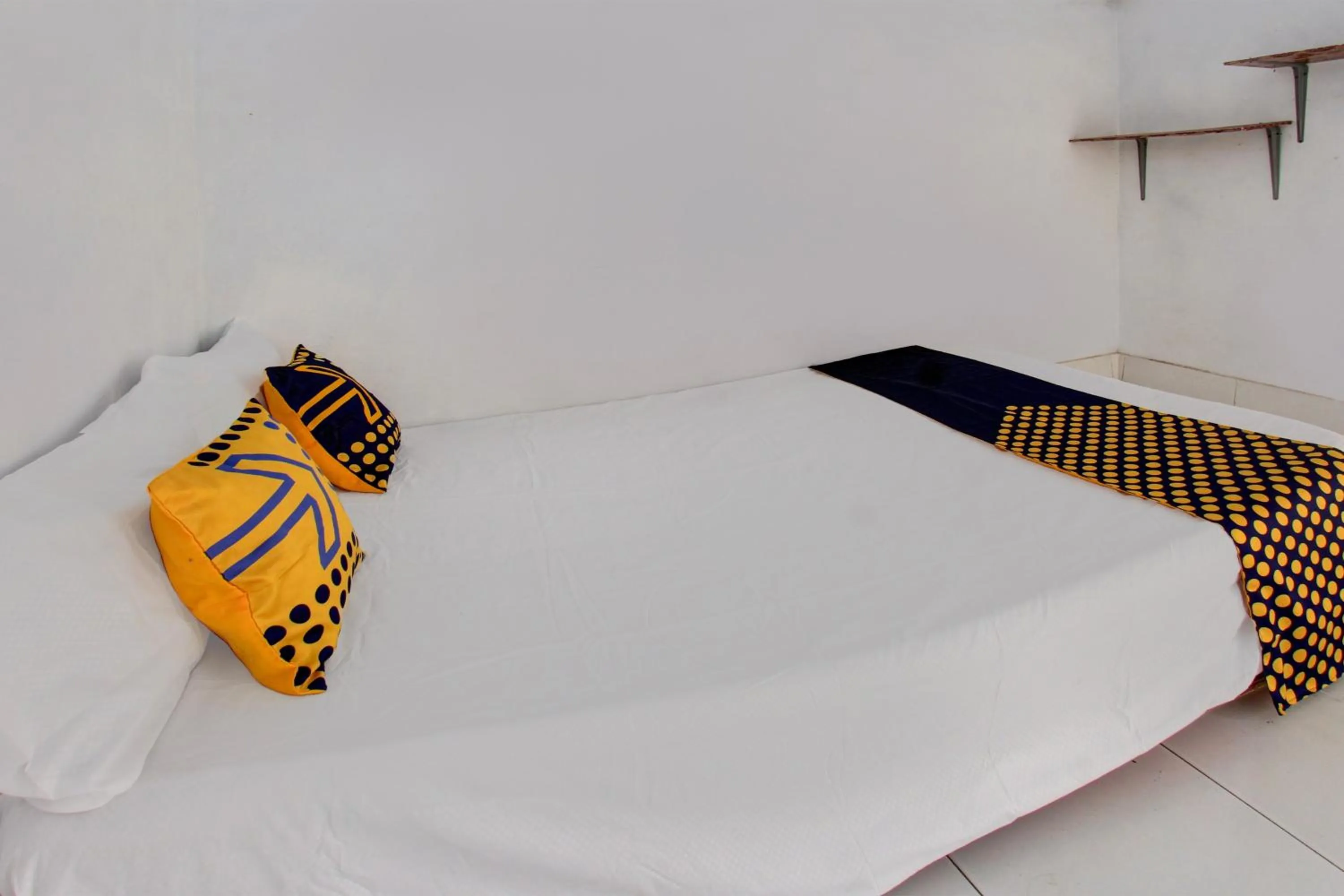 Bedroom, Bed in OYO Life 93153 Kos Jenggala