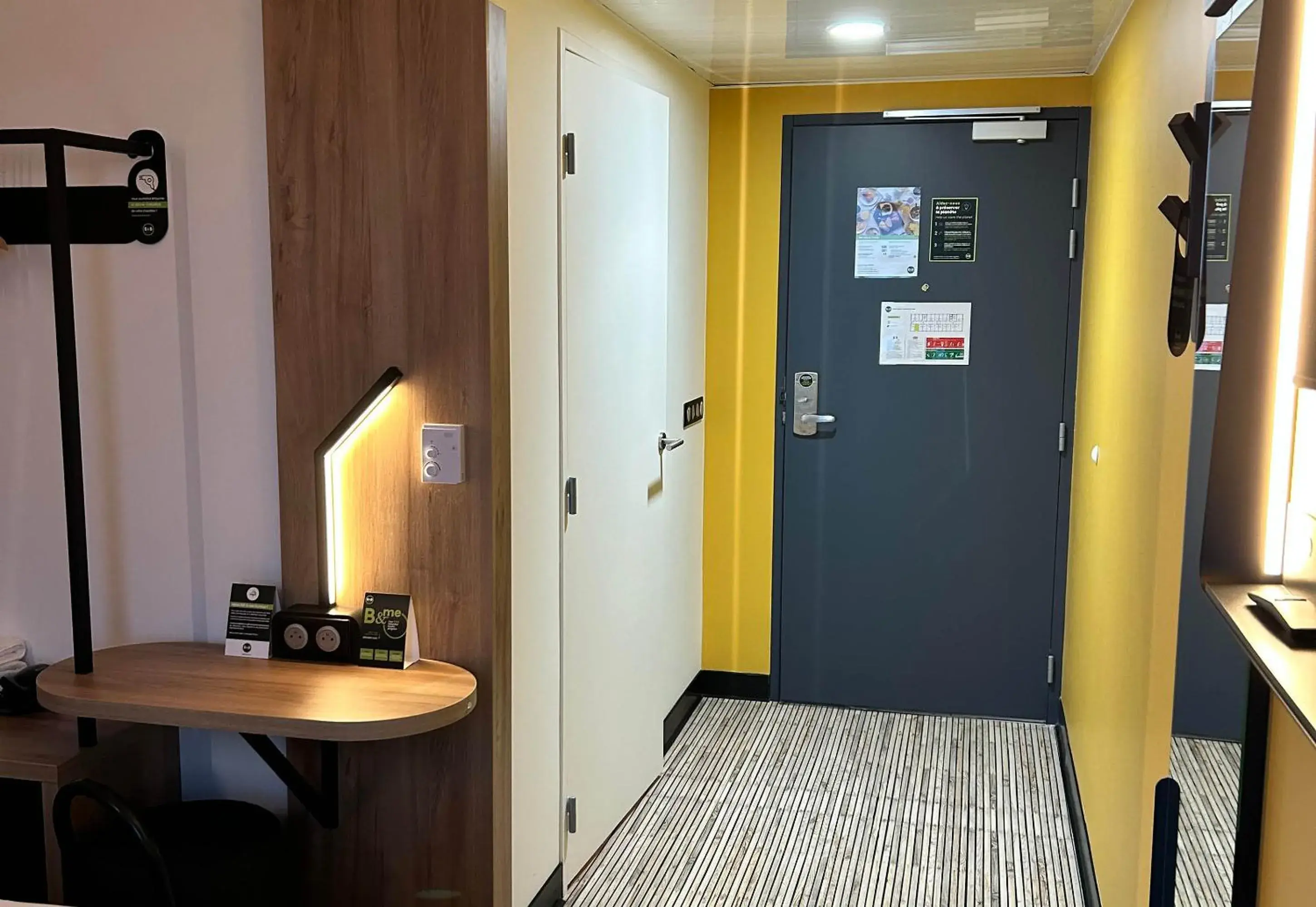 Twin Room in B&B HOTEL Cergy Saint-Christophe Gare Twin Room in B&B HOTEL Cergy Saint-Christophe Gare