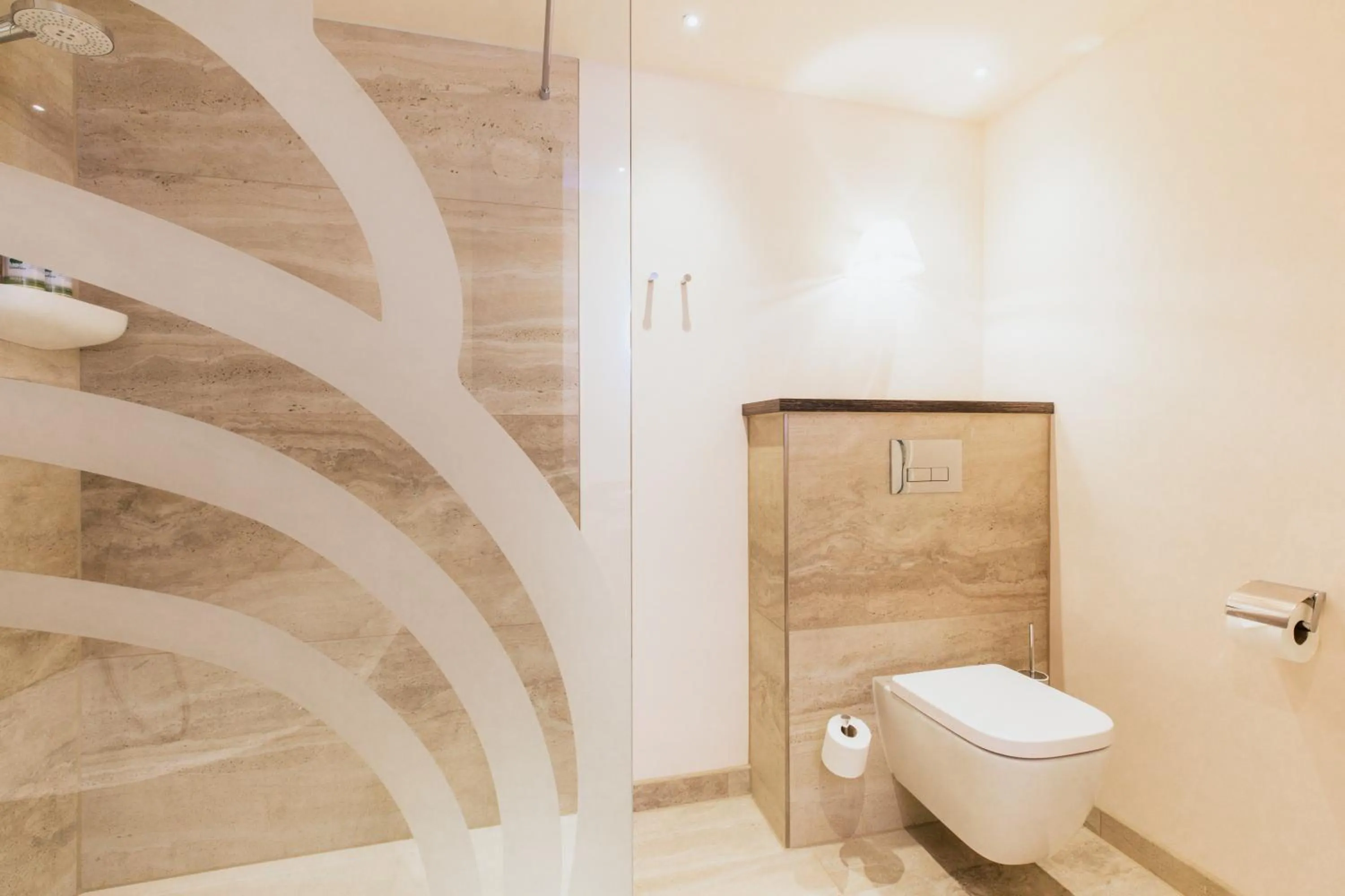 Bathroom in Grand Hotel Opduin