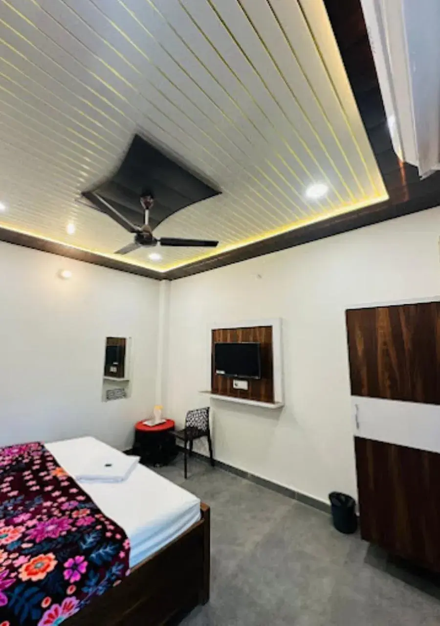 The Nirmala palace Ayodhya The Nirmala palace Ayodhya