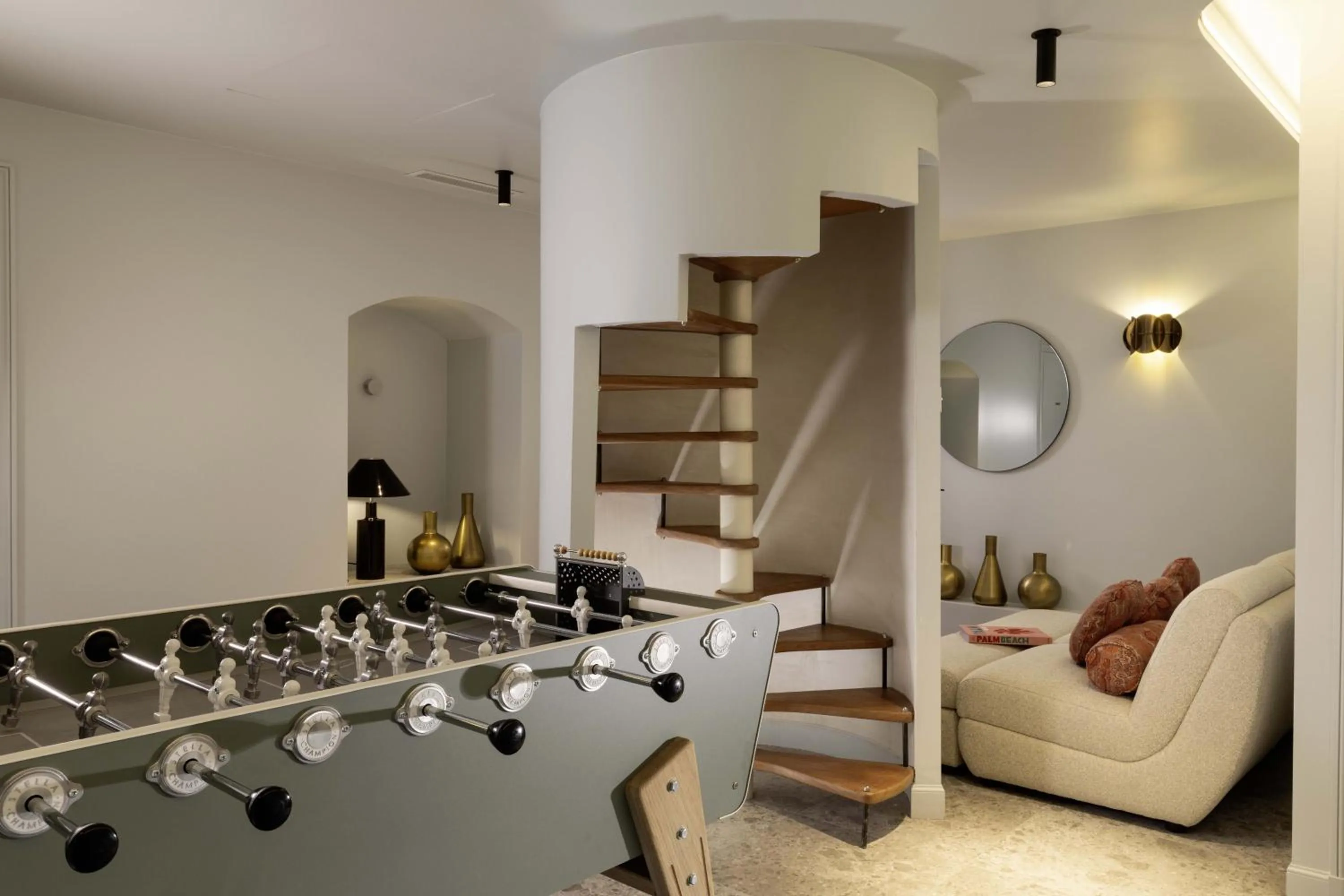 Game Room in LE CLARK HOTEL