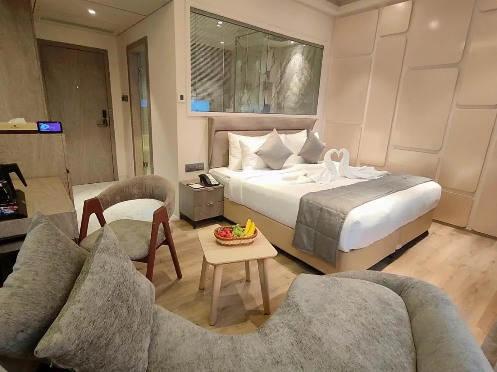 Photo of the whole room, Bed in Maxxvalue Hotel MIDC - Andheri Photo of the whole room, Bed in Maxxvalue Hotel MIDC - Andheri