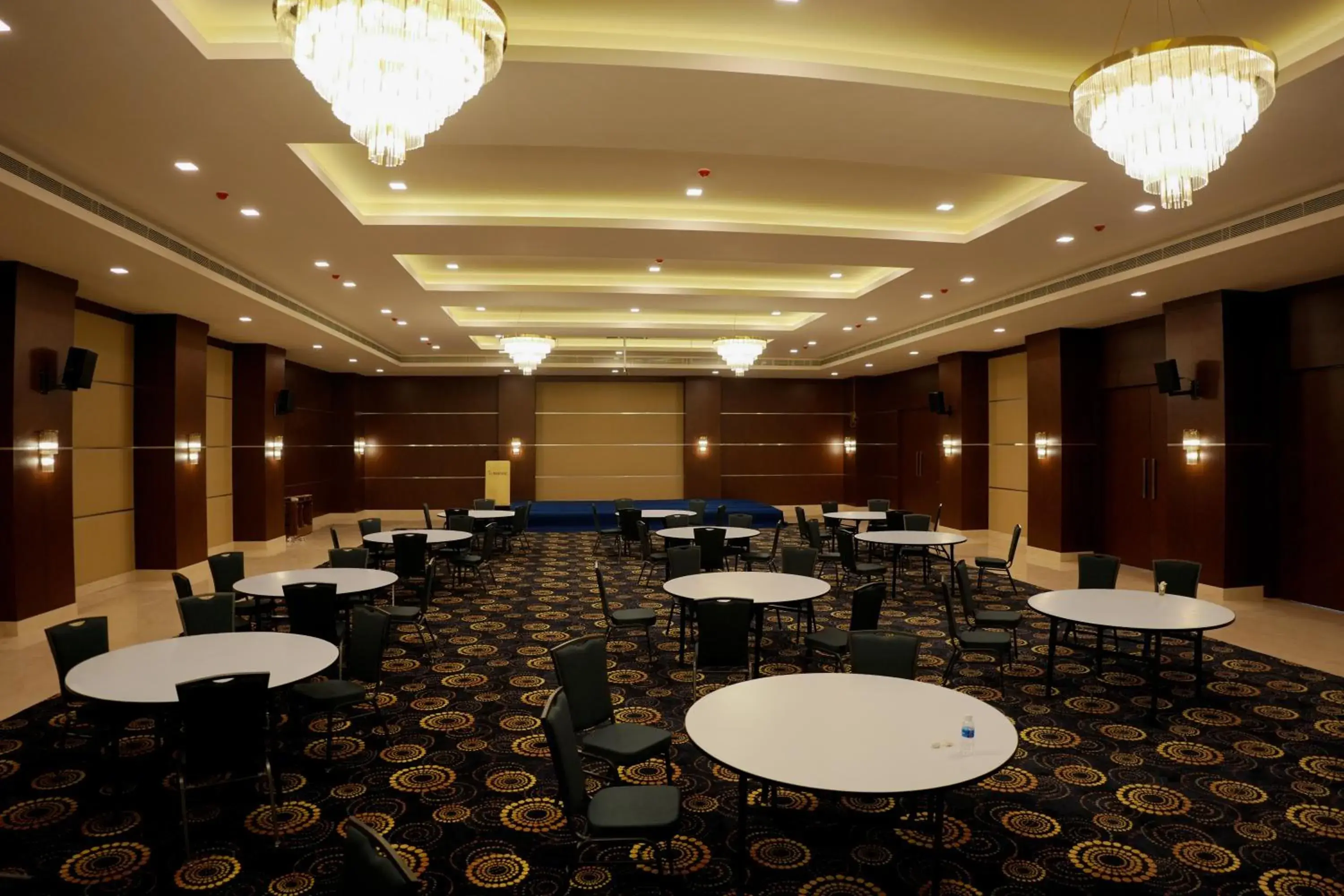 Property building in Hotel Turmeric Property building in Hotel Turmeric