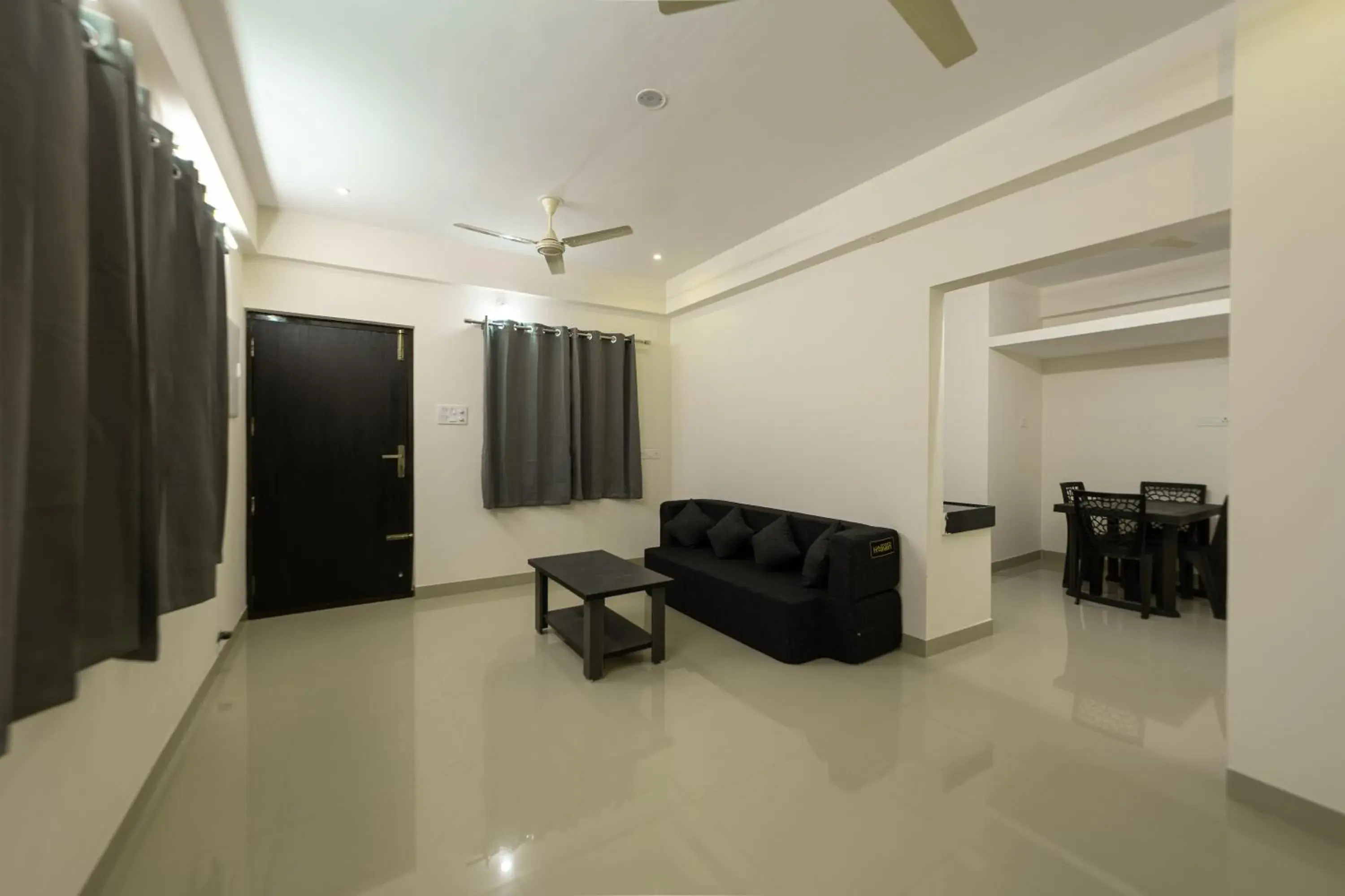 Living room in Fortune Inn Living room in Fortune Inn