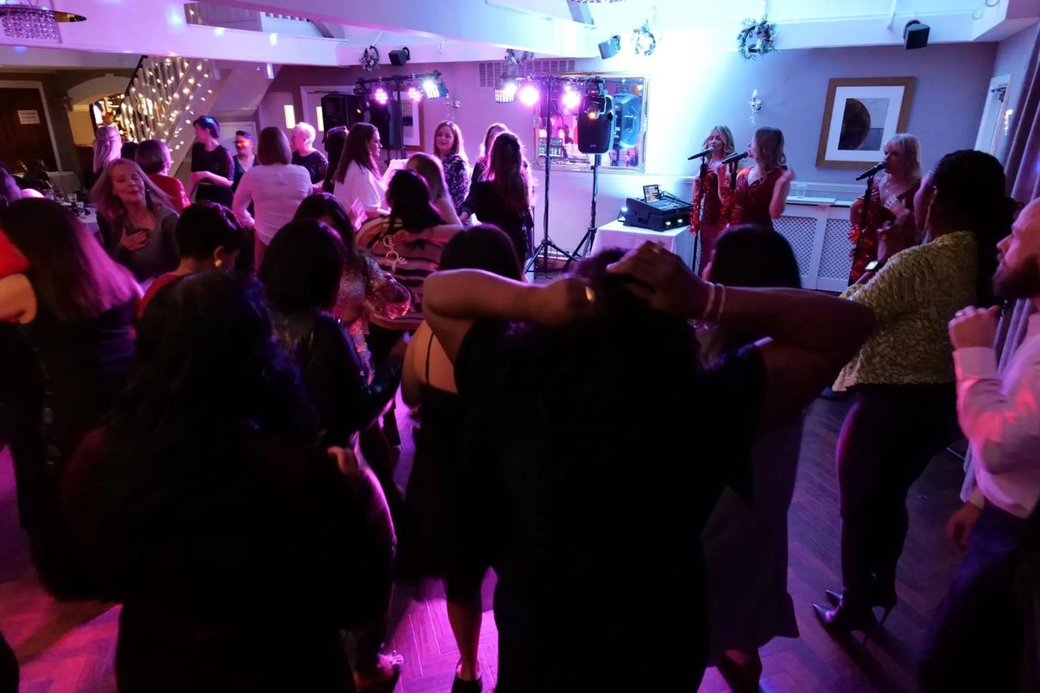 Evening entertainment in Birmingham Great Barr Hotel