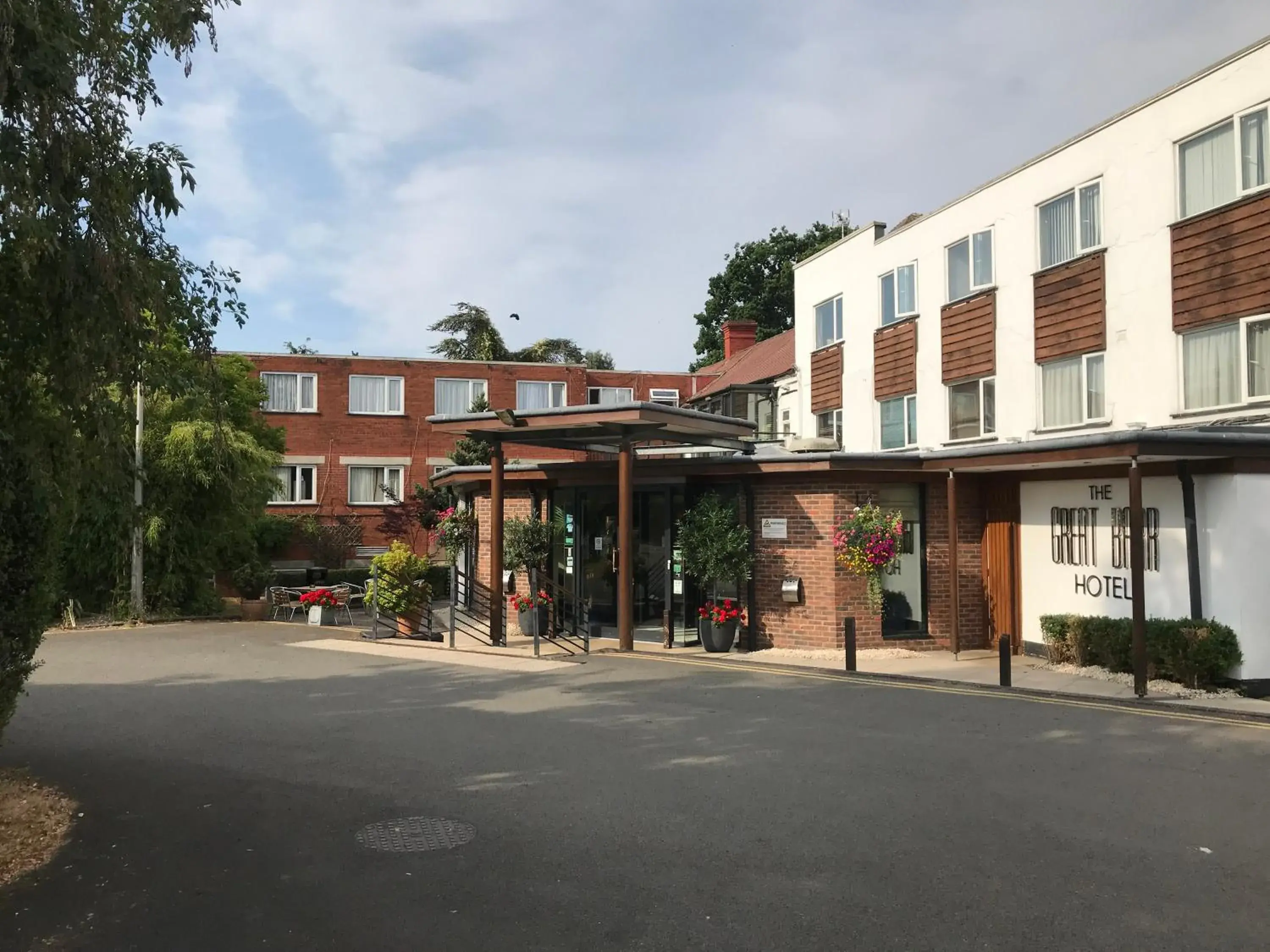 Facade/entrance in Birmingham Great Barr Hotel Facade/entrance in Birmingham Great Barr Hotel