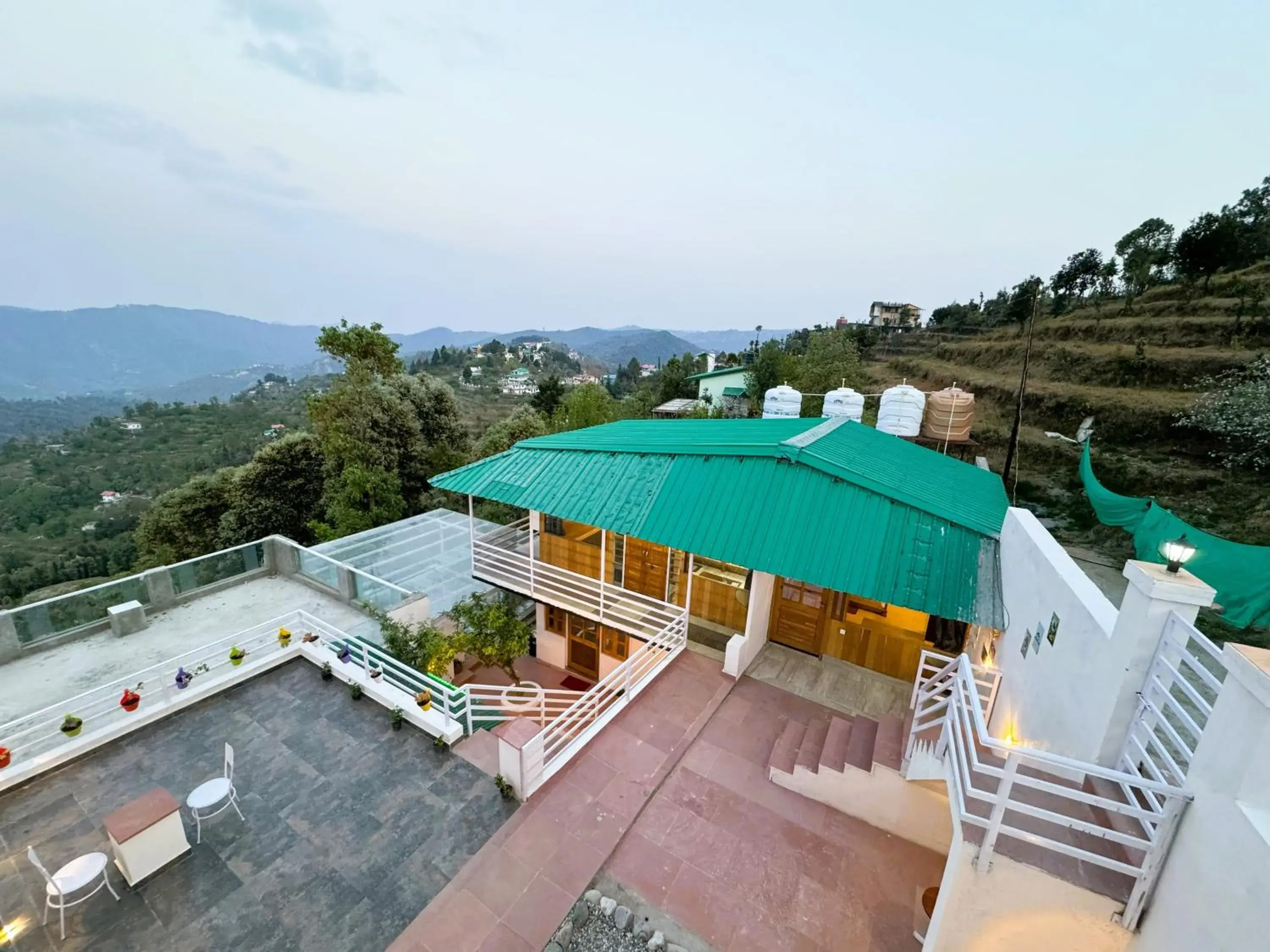Property building in Wanderlust Mukteshwar Property building in Wanderlust Mukteshwar
