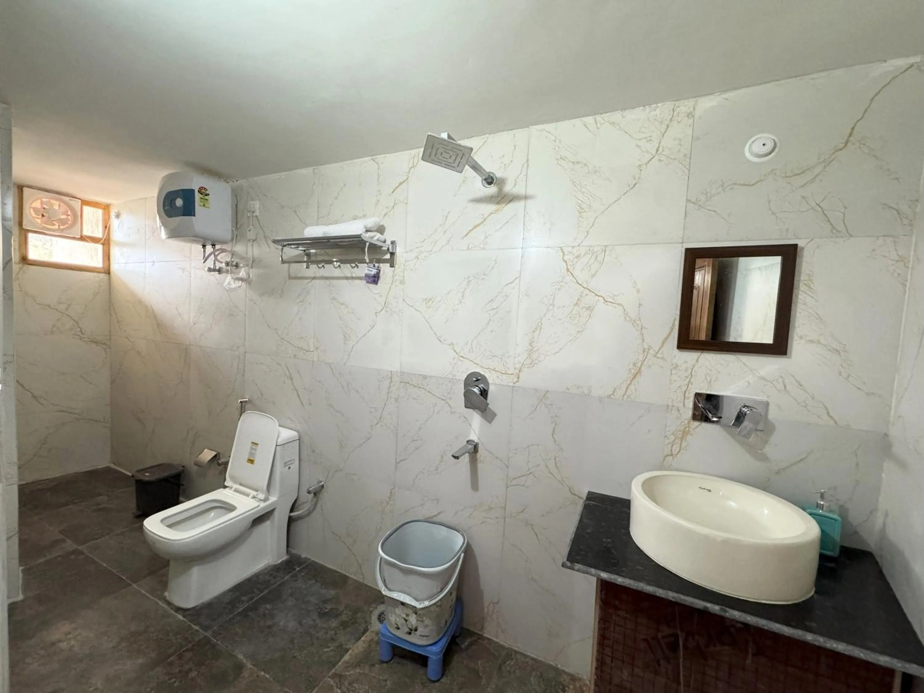 Bathroom in Wanderlust Mukteshwar