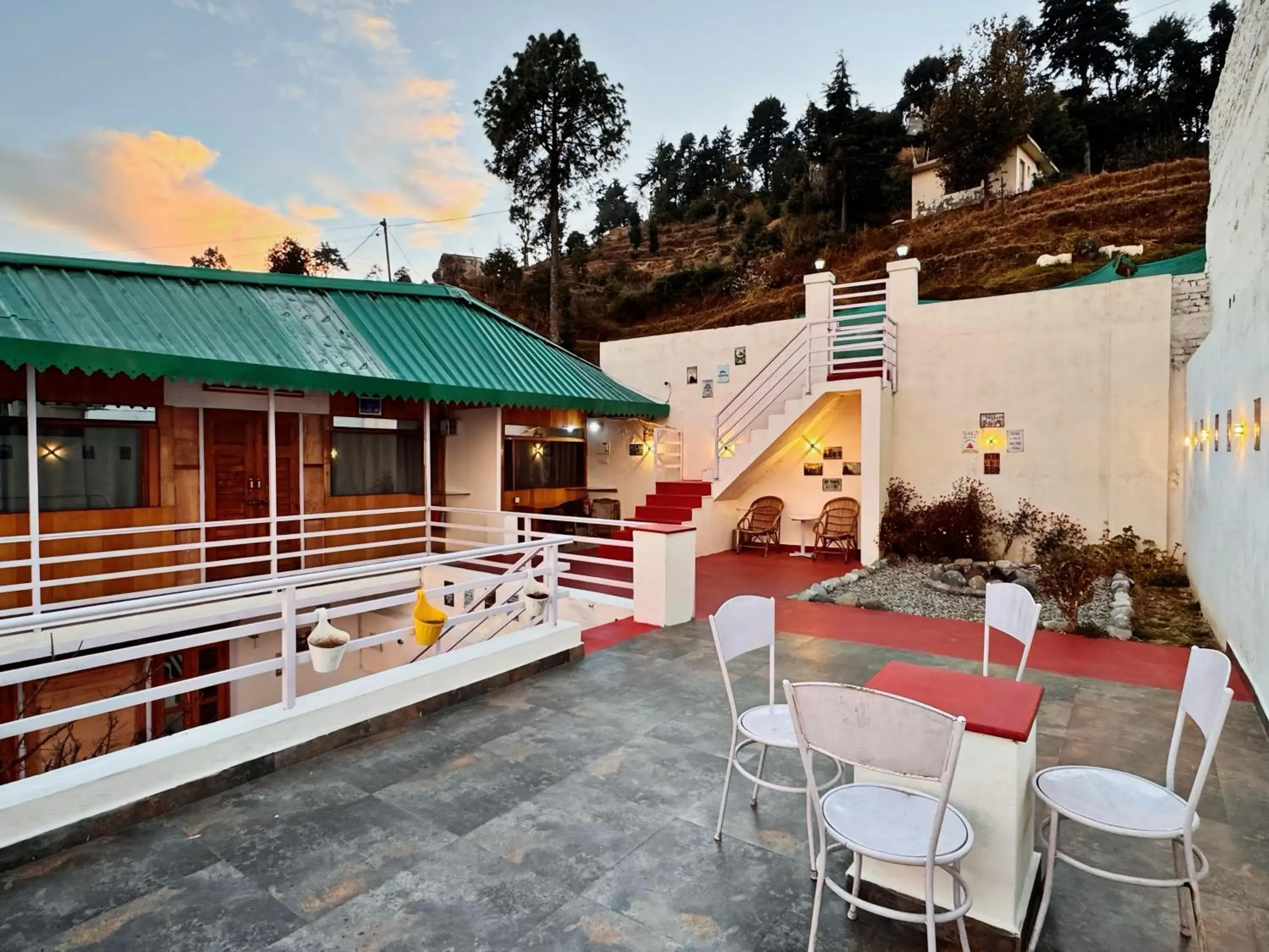 Property building in Wanderlust Mukteshwar Property building in Wanderlust Mukteshwar