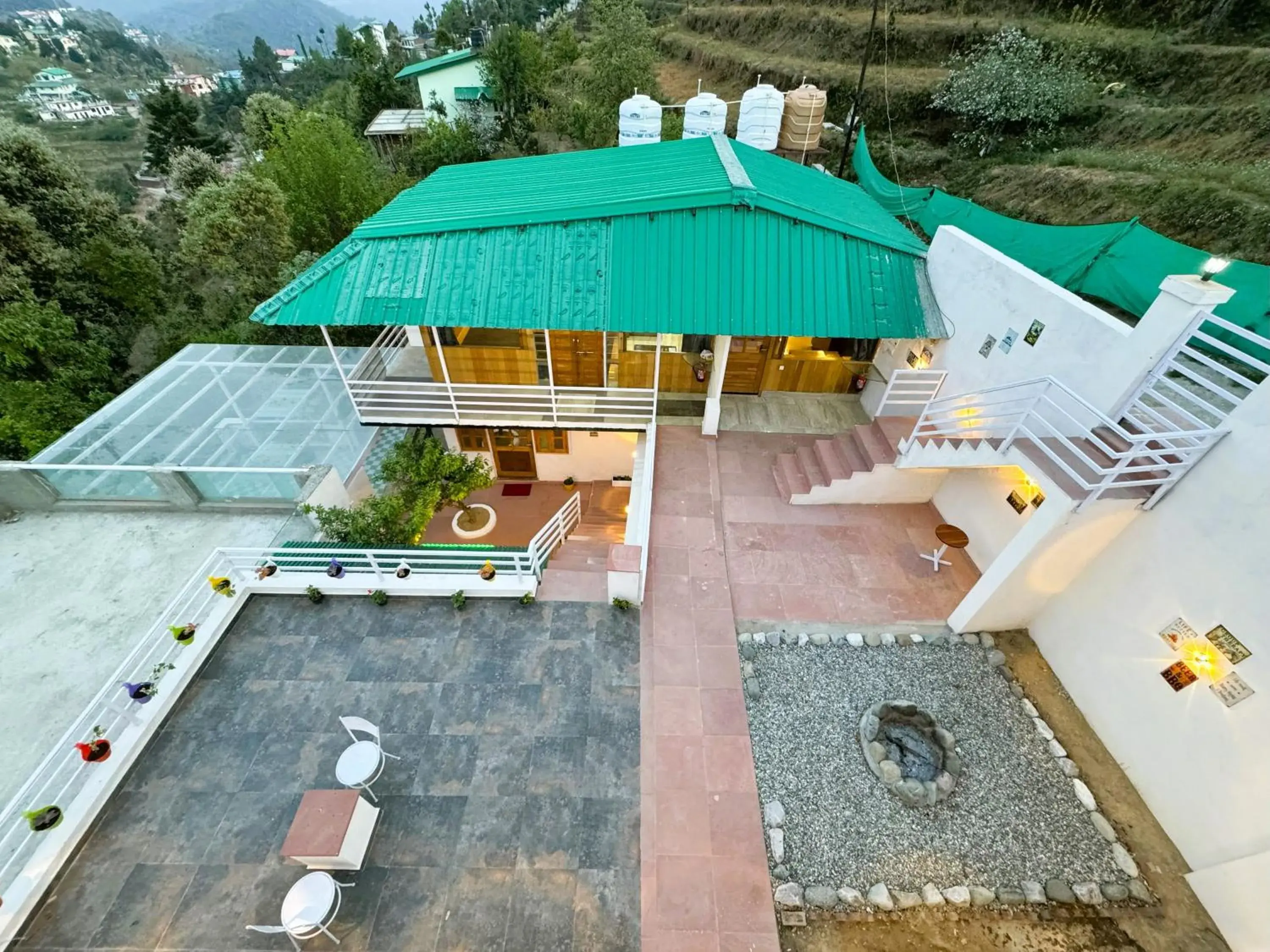 Property building in Wanderlust Mukteshwar Property building in Wanderlust Mukteshwar
