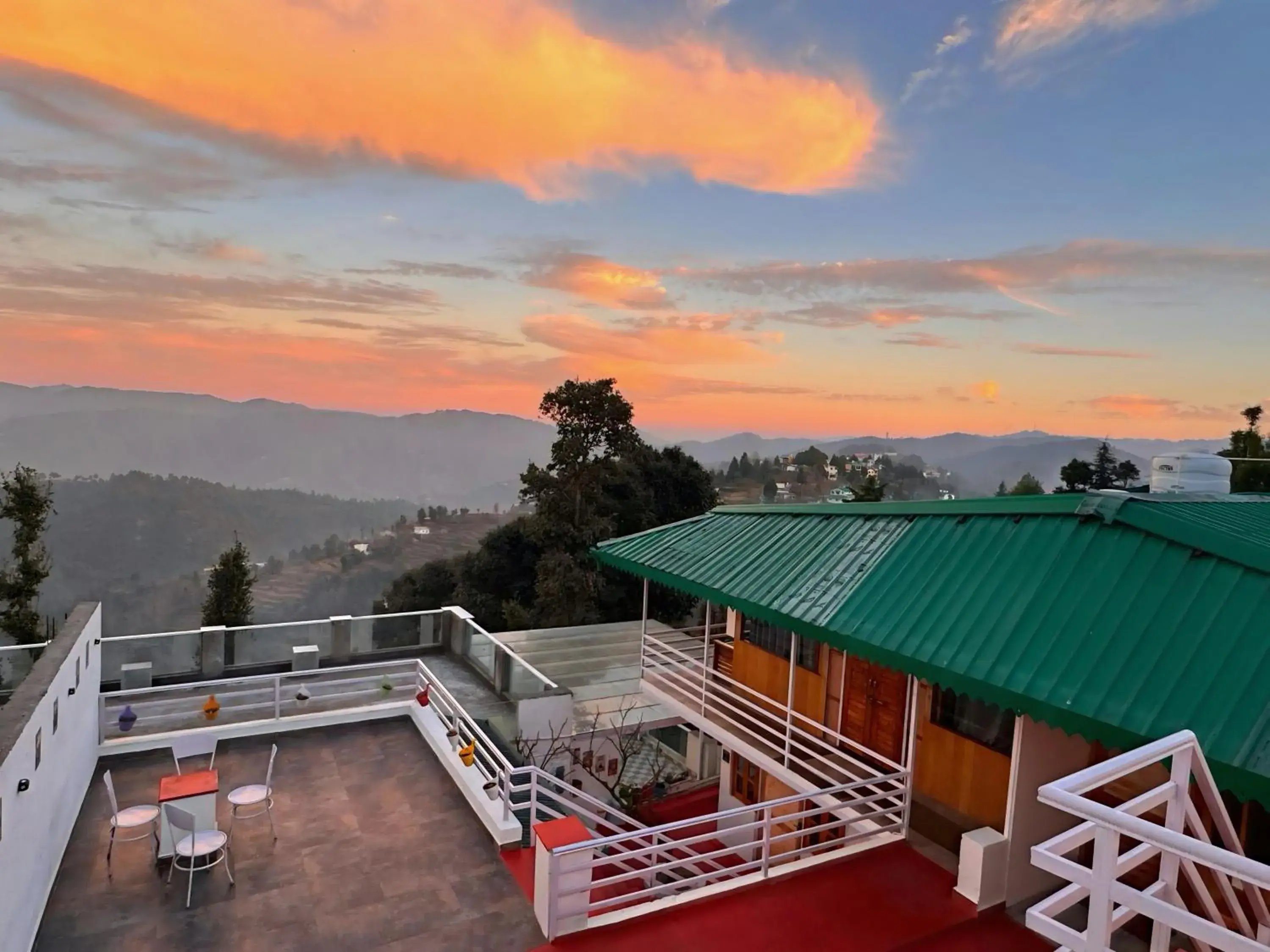 Property building in Wanderlust Mukteshwar Property building in Wanderlust Mukteshwar