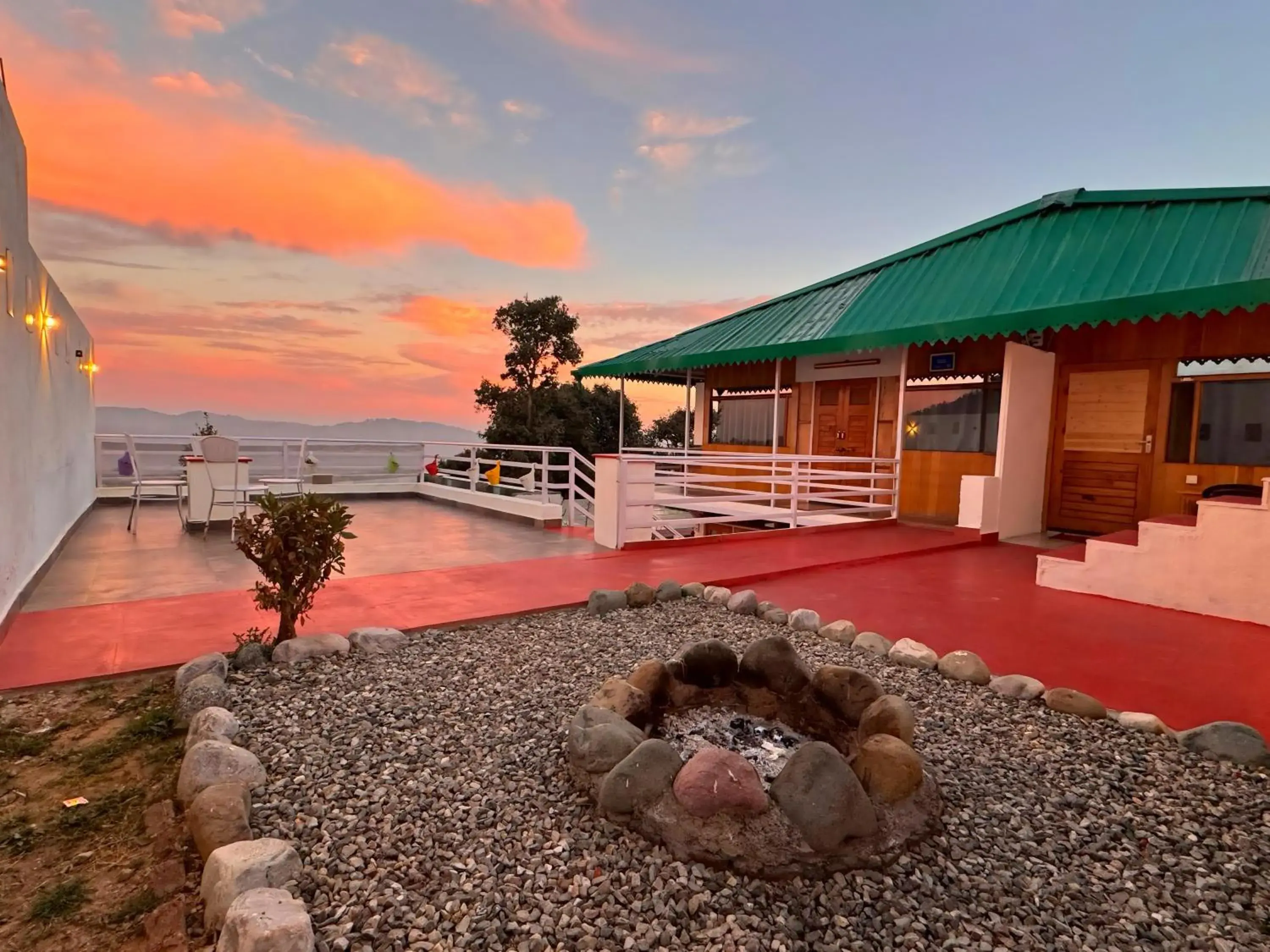 Property building in Wanderlust Mukteshwar Property building in Wanderlust Mukteshwar