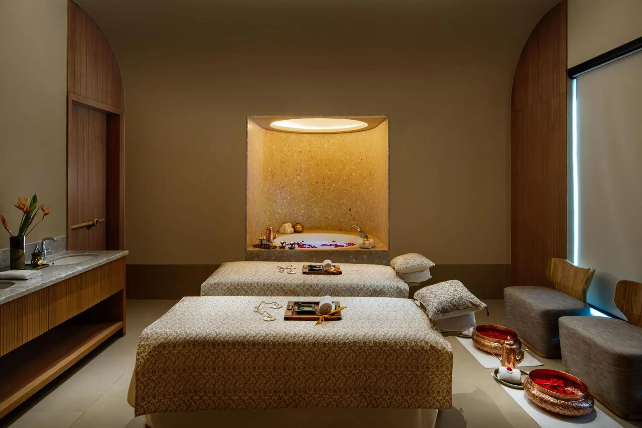 Spa and wellness centre/facilities, Bed in Taj Taal Kutir