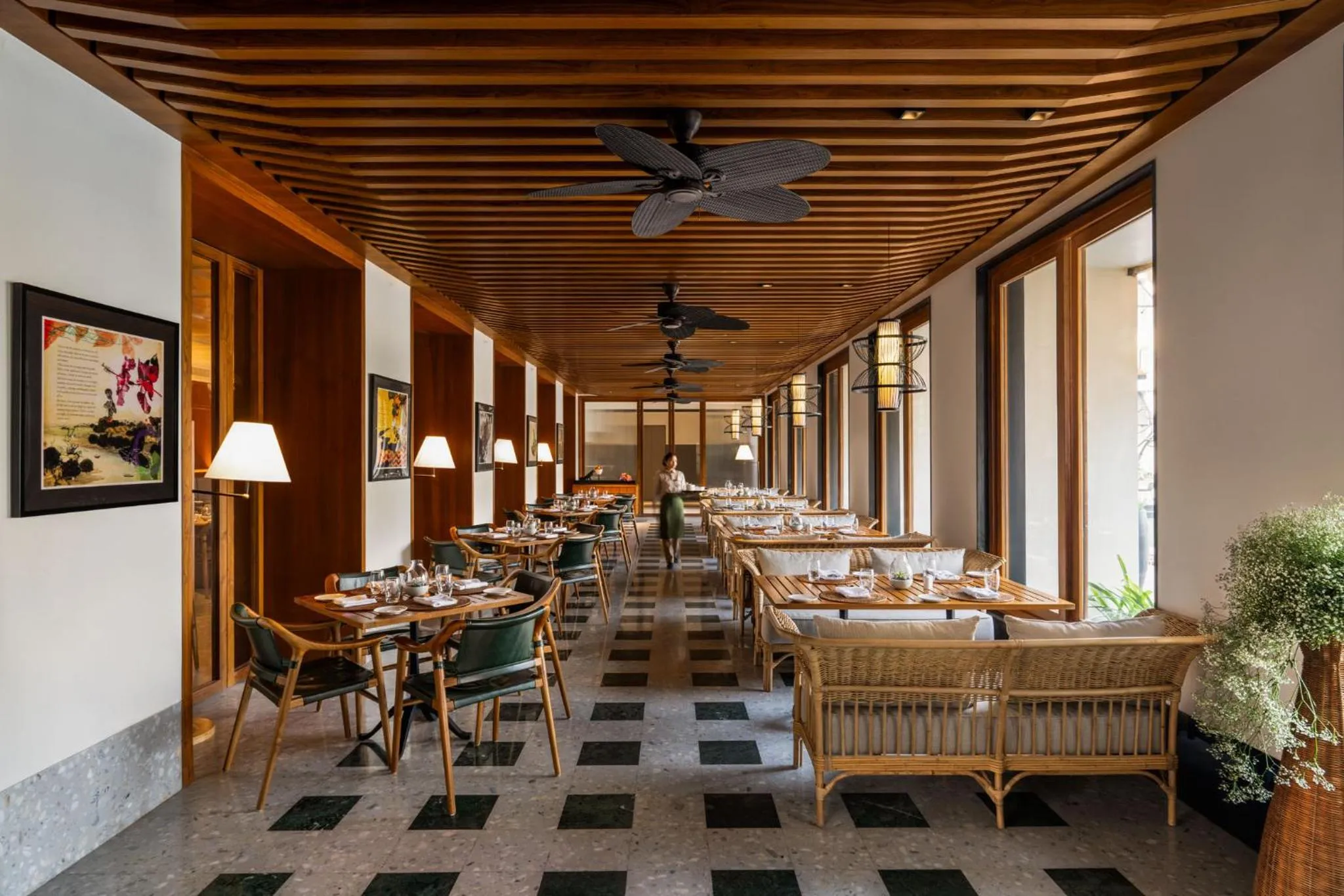 Restaurant/places to eat in Taj Taal Kutir